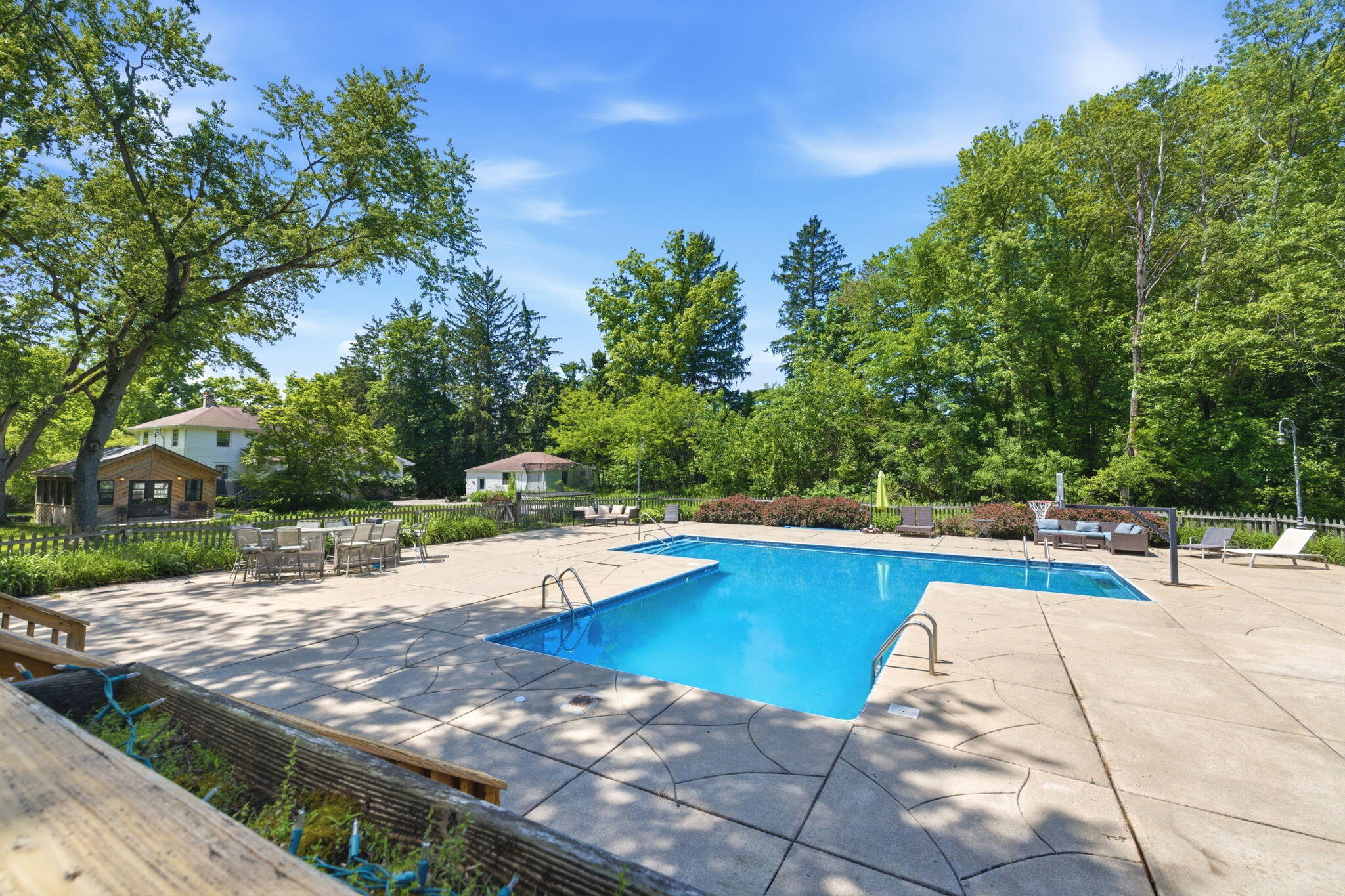 5295 Browntown Road Sawyer MI 49125