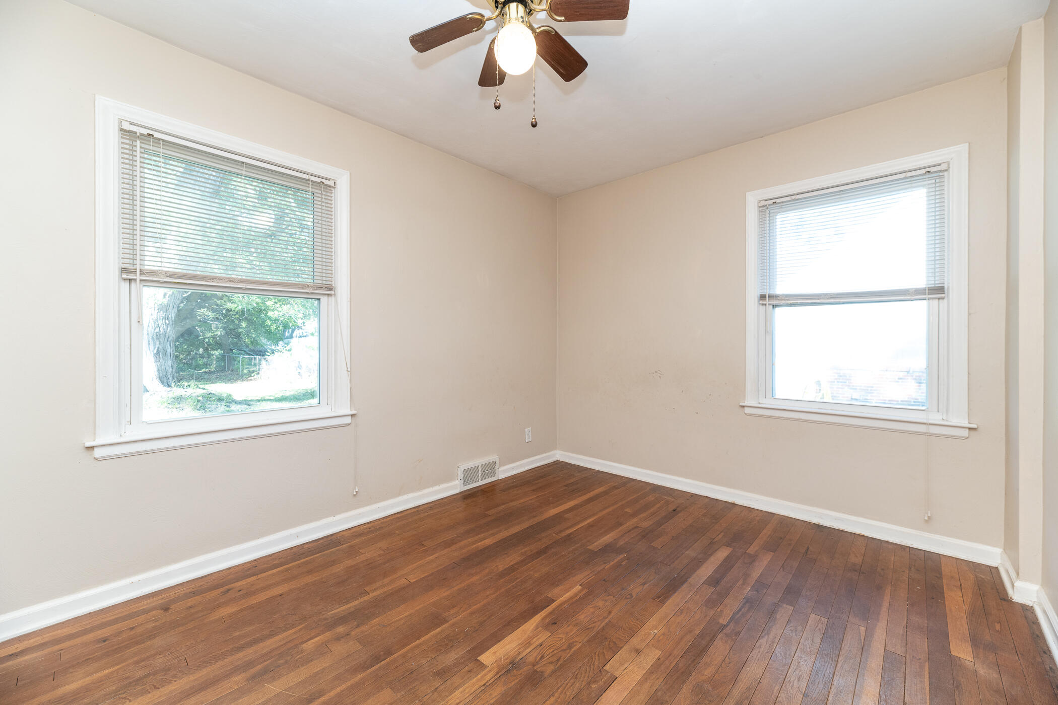 2035 Glendale Boulevard Kalamazoo MI 49004