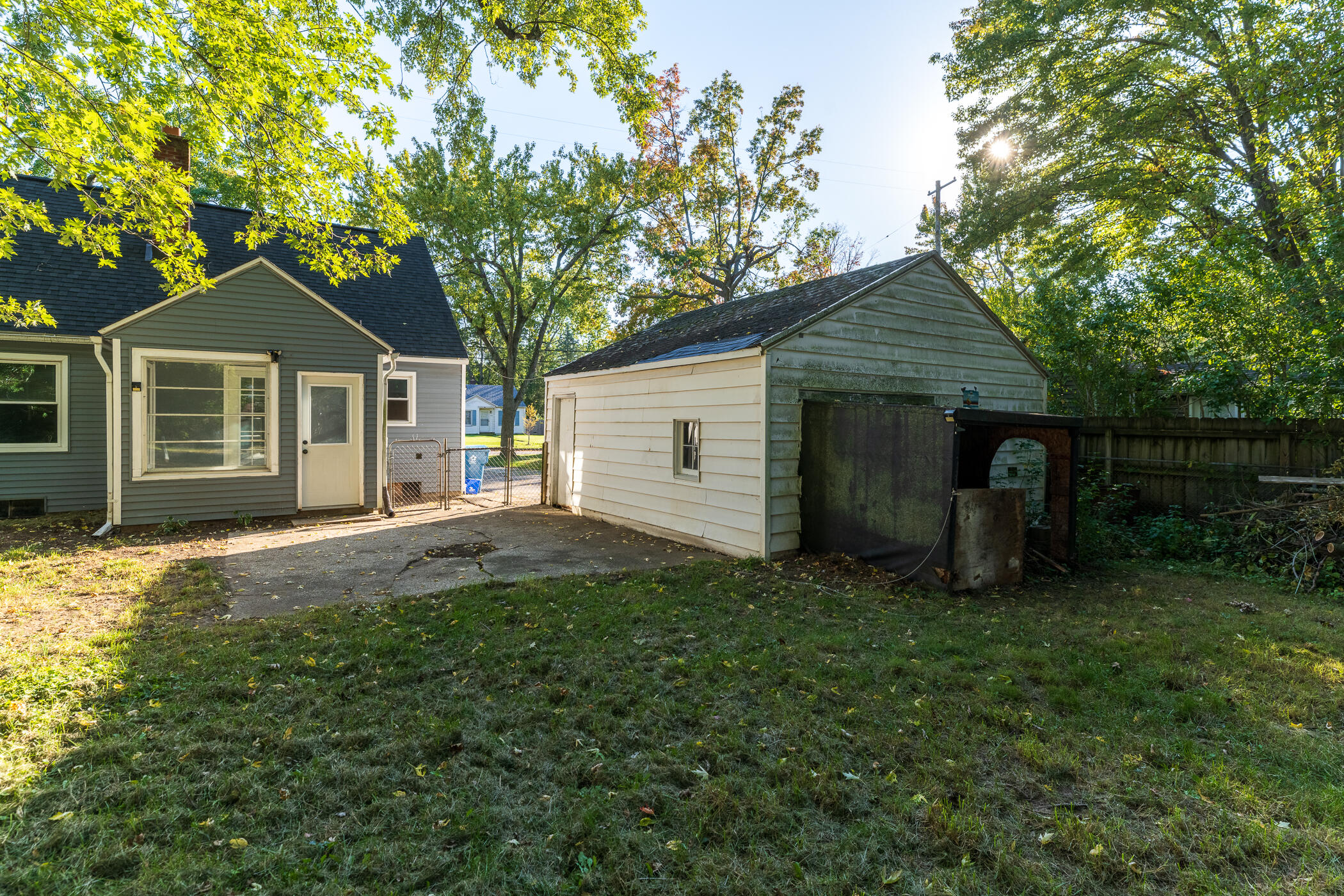 2035 Glendale Boulevard Kalamazoo MI 49004