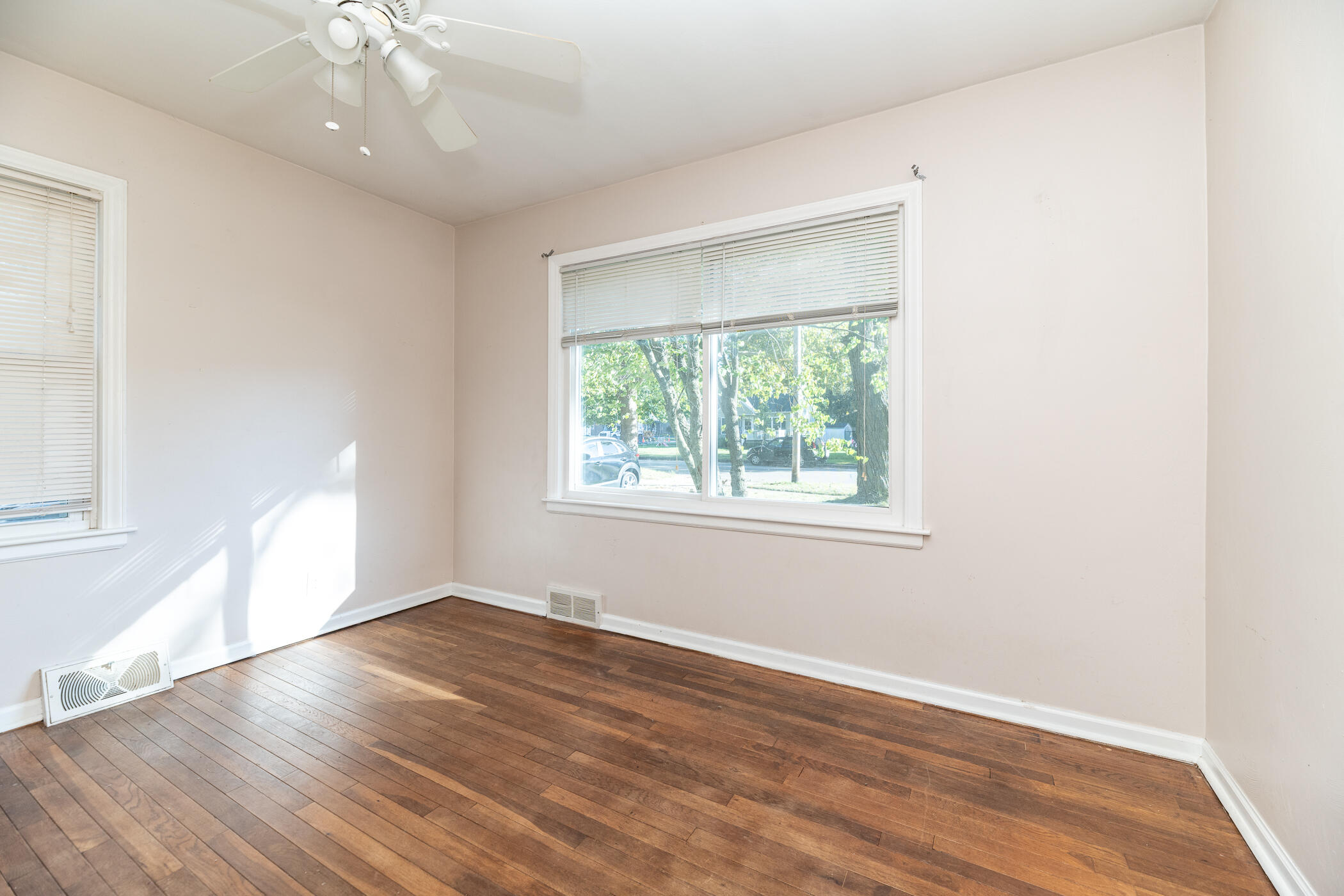 2035 Glendale Boulevard Kalamazoo MI 49004