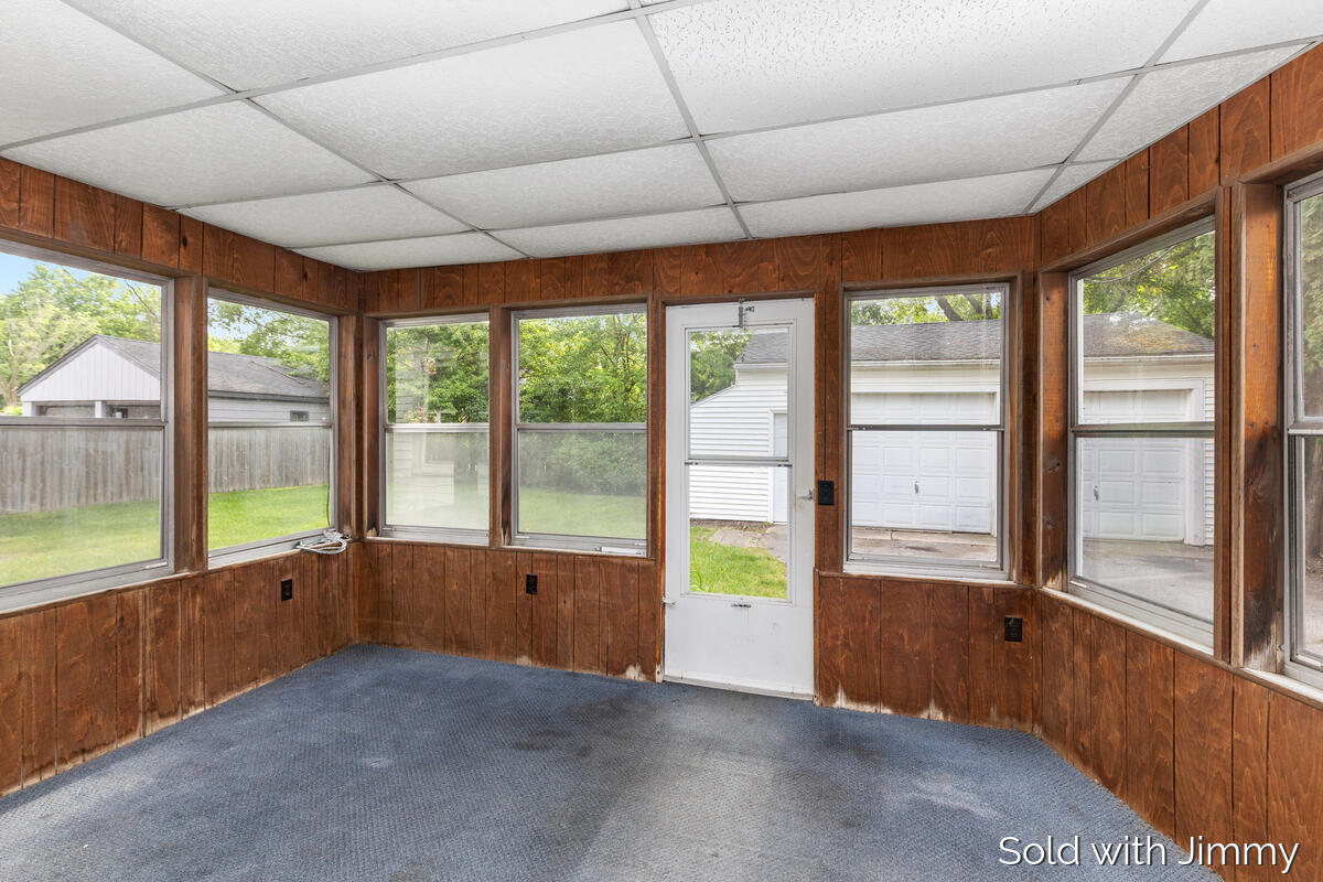1744 Woodward Avenue SE Grand Rapids MI 49506