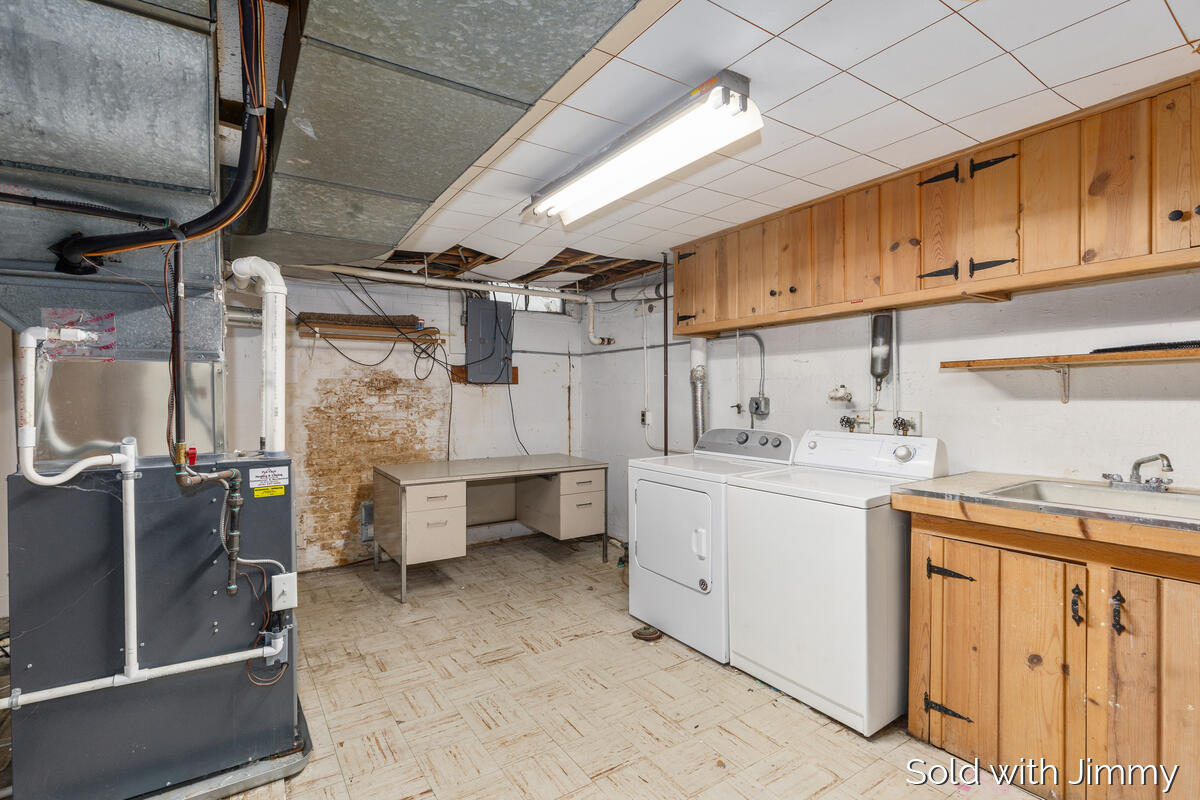 1744 Woodward Avenue SE Grand Rapids MI 49506