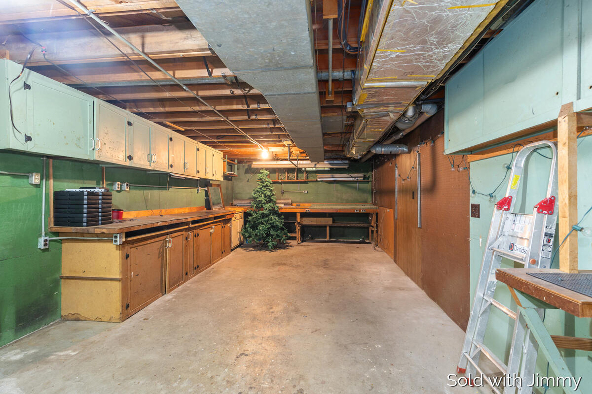 1744 Woodward Avenue SE Grand Rapids MI 49506