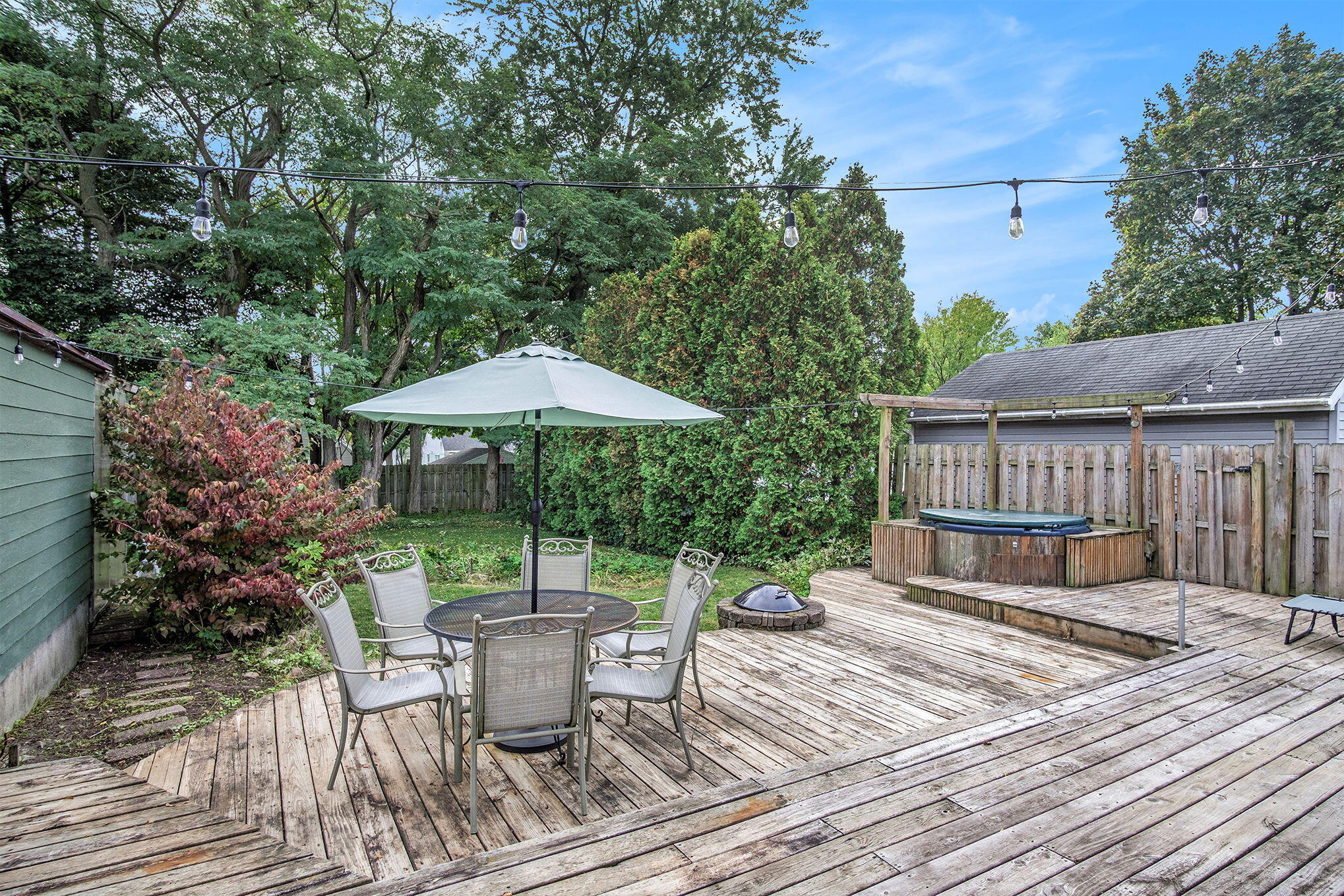 1228 Spring Avenue NE Grand Rapids MI 49505