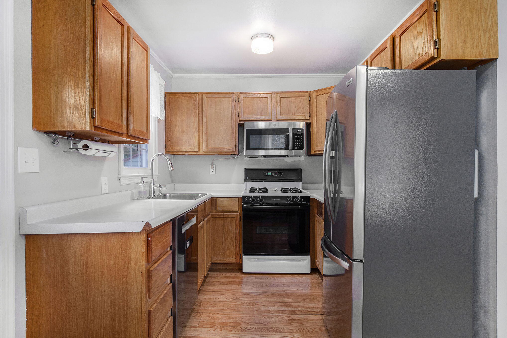 1228 Spring Avenue NE Grand Rapids MI 49505