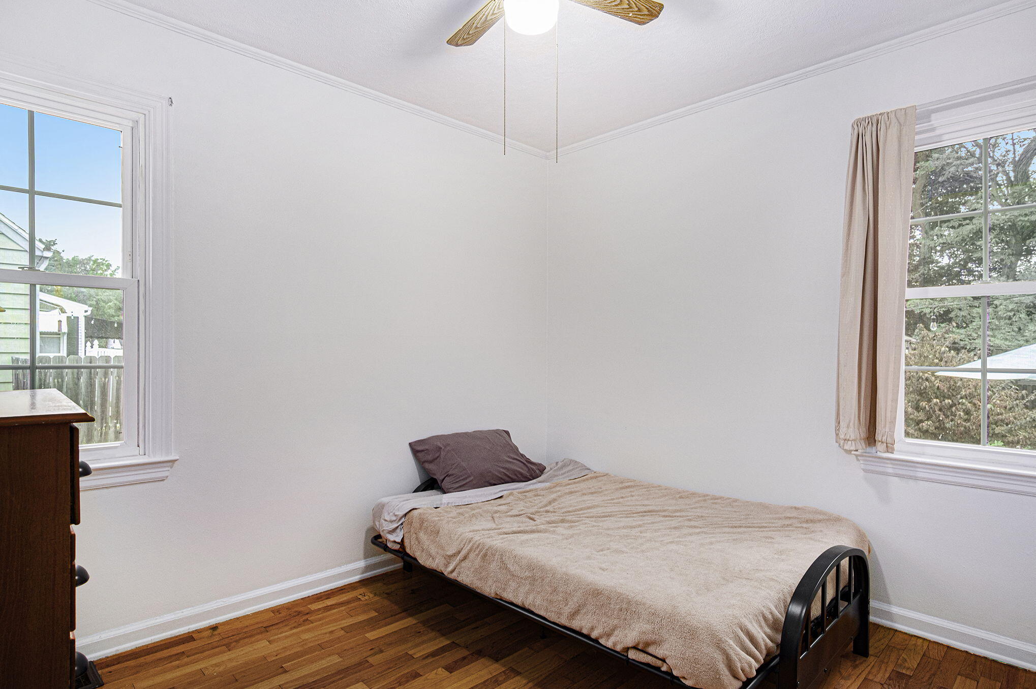 1228 Spring Avenue NE Grand Rapids MI 49505