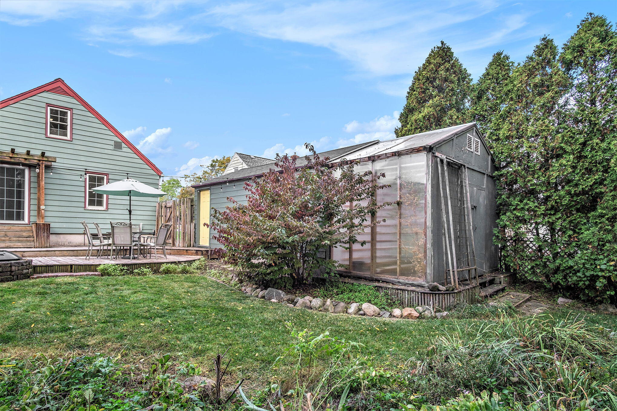 1228 Spring Avenue NE Grand Rapids MI 49505