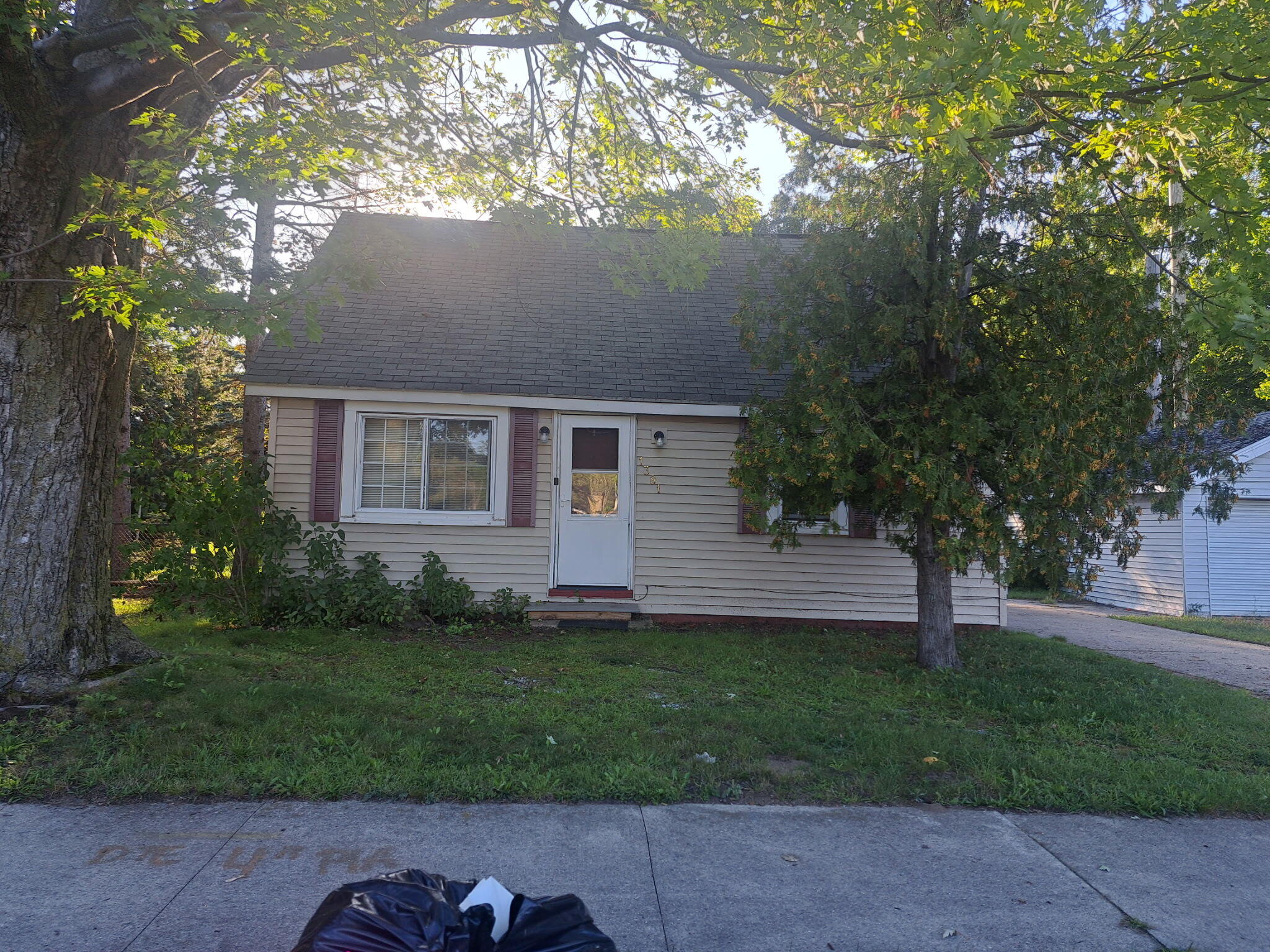 1381 Madison Street Muskegon MI 49442