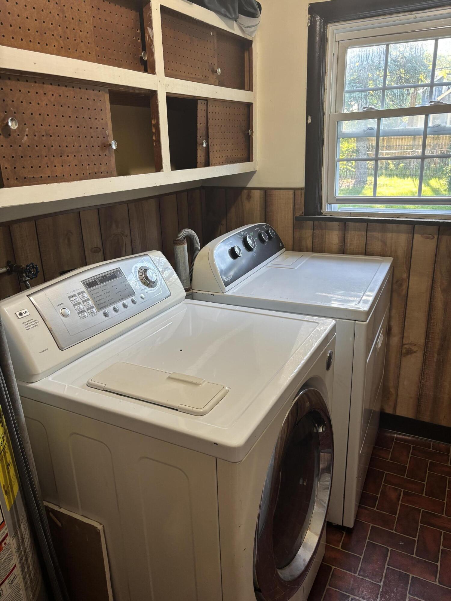 1381 Madison Street Muskegon MI 49442