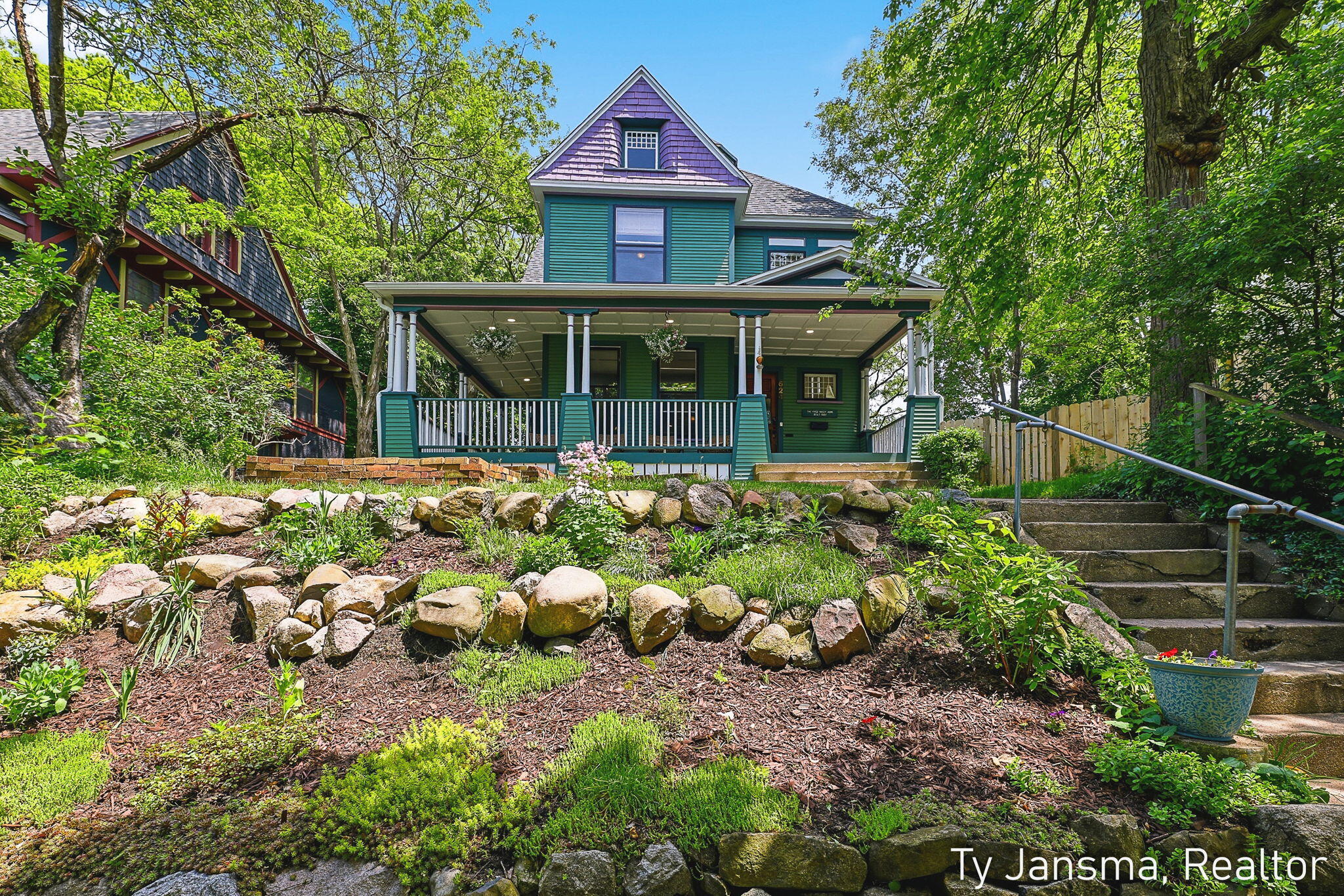 624-628 Prospect Avenue SE Grand Rapids MI 49503