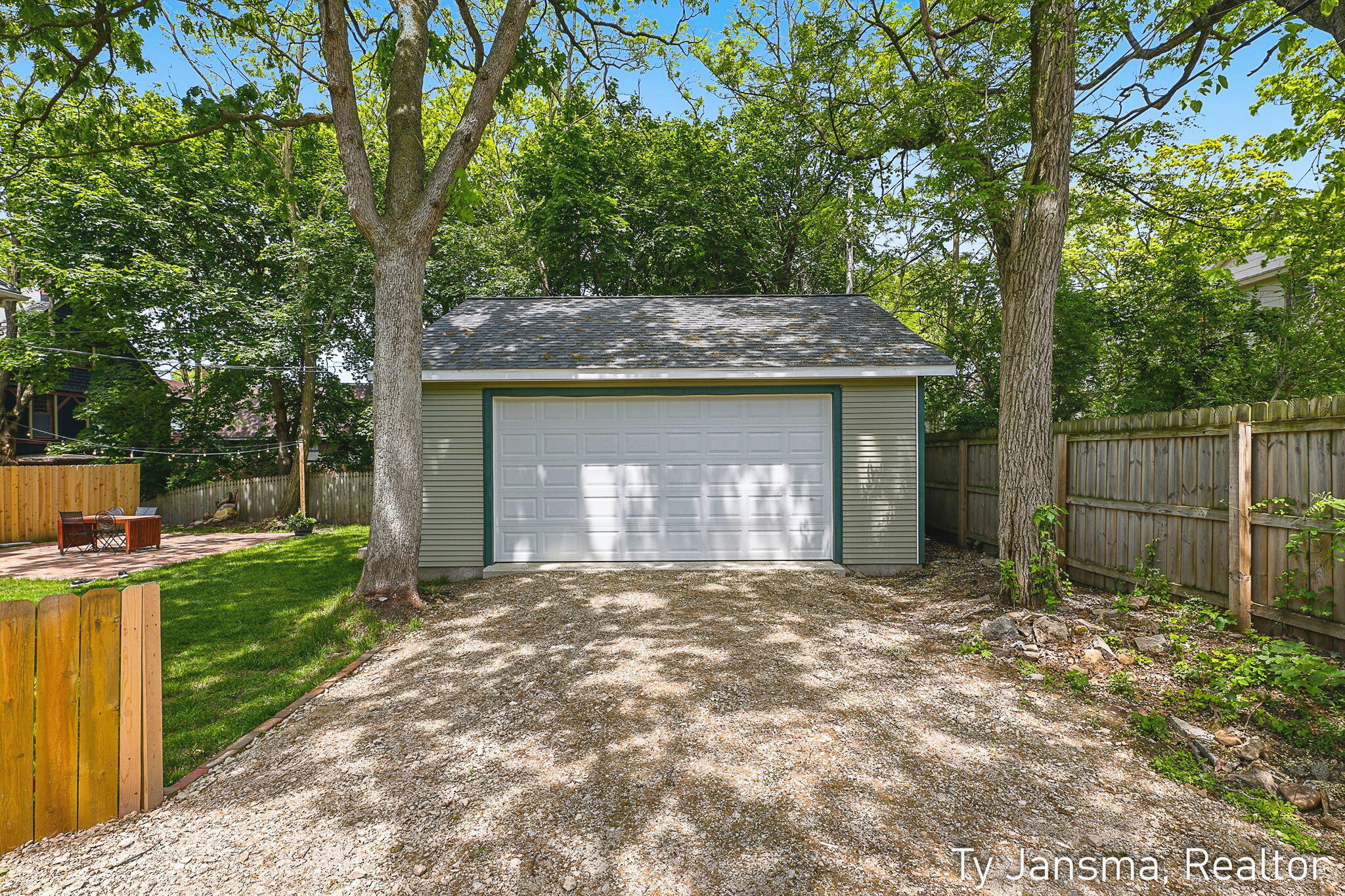 624-628 Prospect Avenue SE Grand Rapids MI 49503