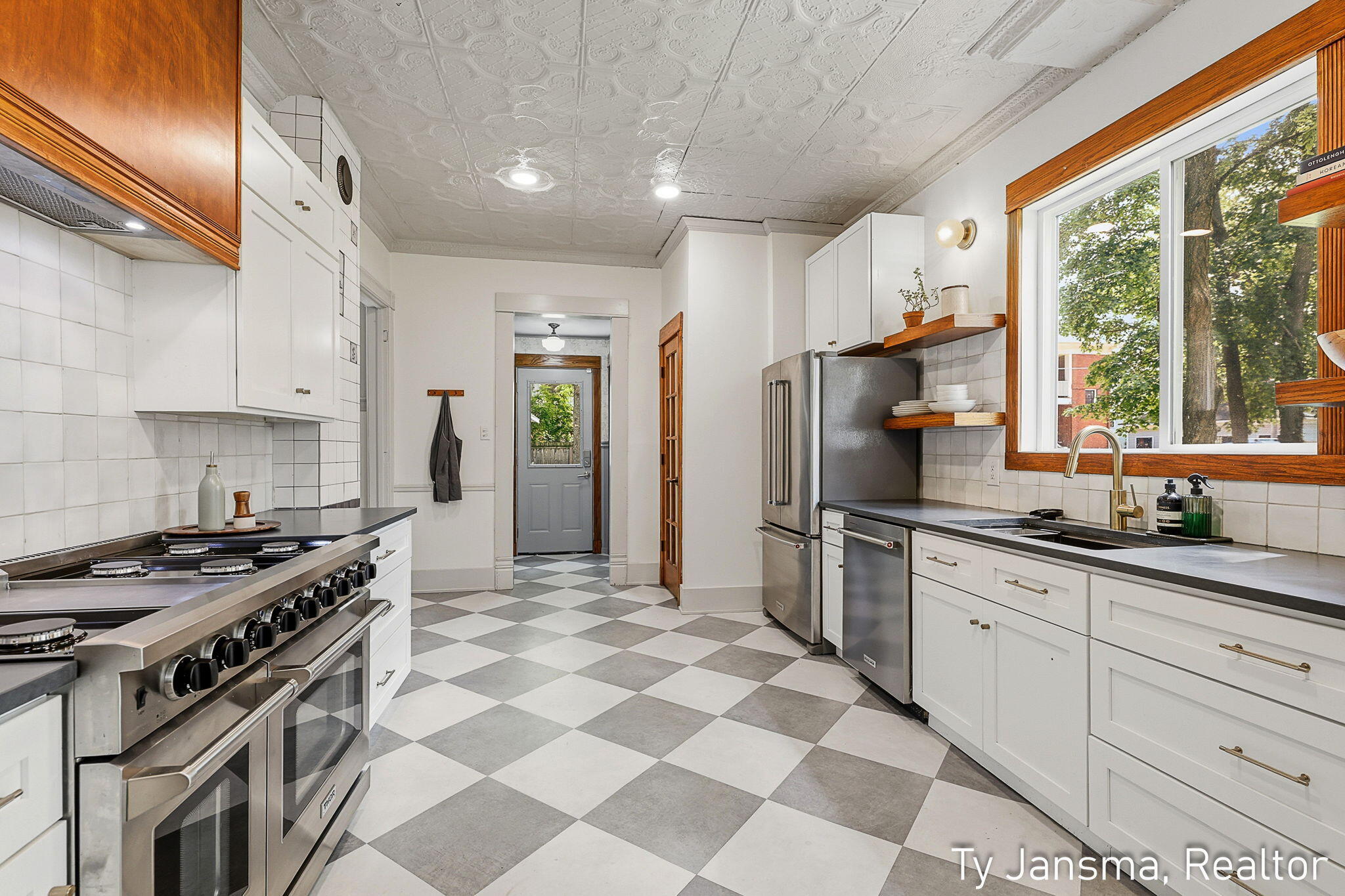 624-628 Prospect Avenue SE Grand Rapids MI 49503
