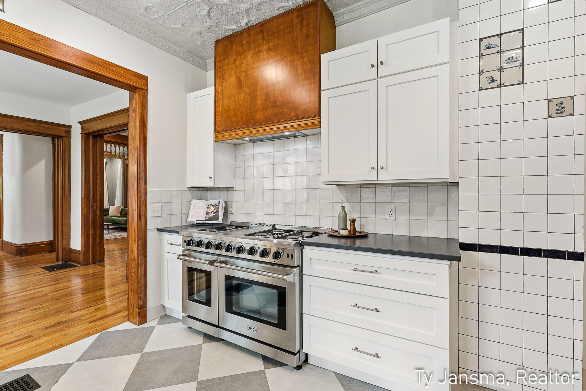 624-628 Prospect Avenue SE Grand Rapids MI 49503