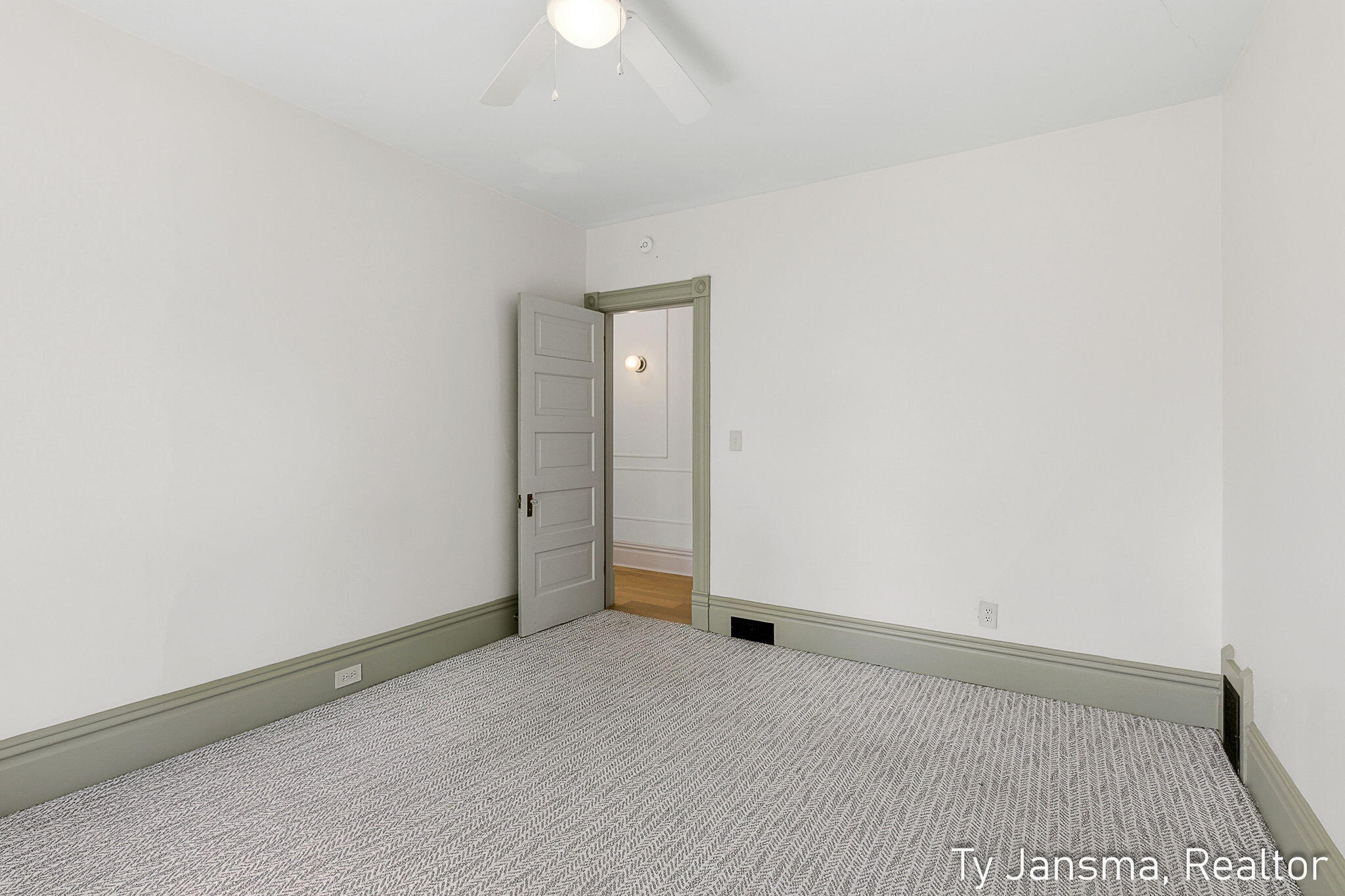 624-628 Prospect Avenue SE Grand Rapids MI 49503