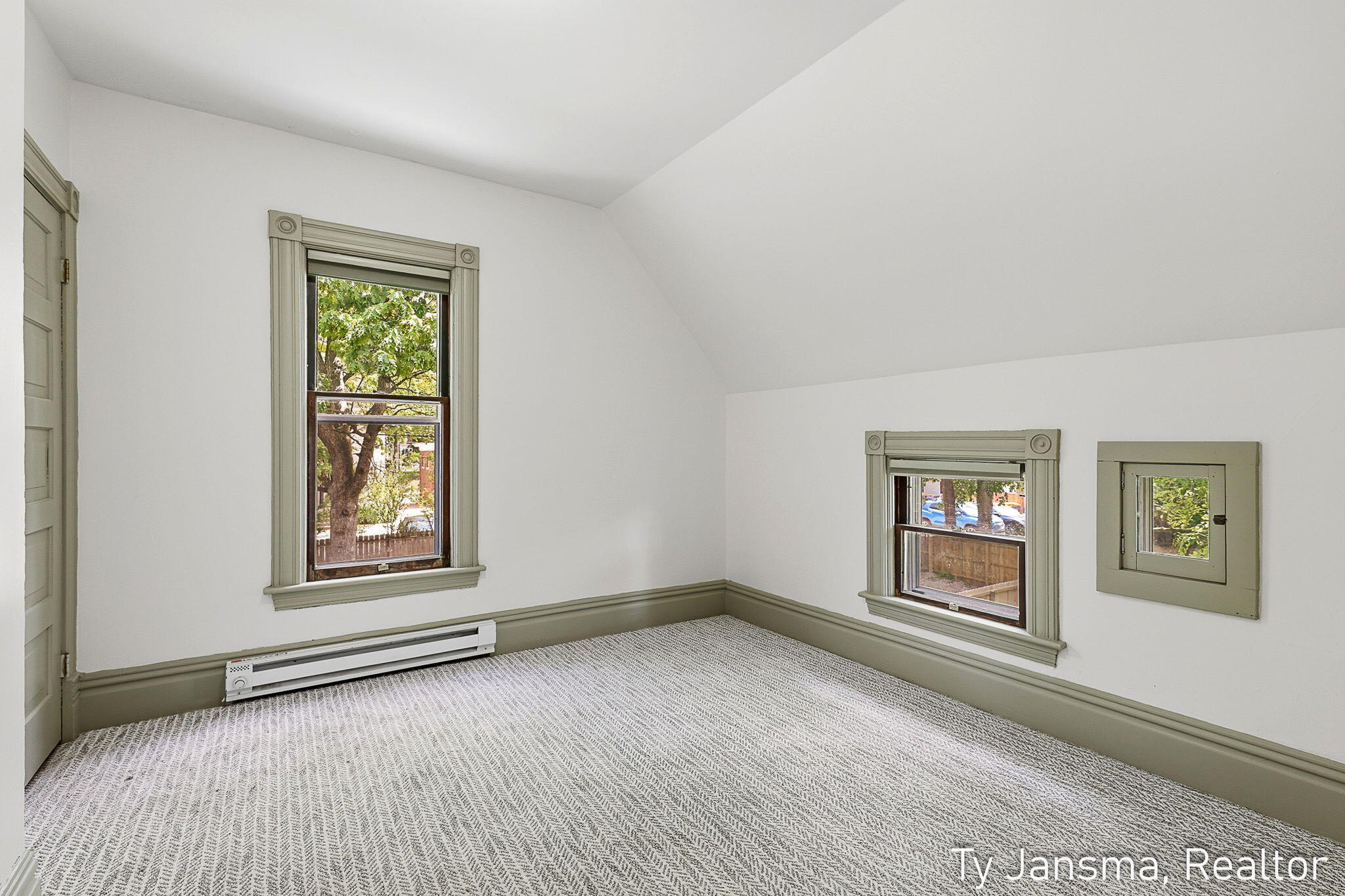624-628 Prospect Avenue SE Grand Rapids MI 49503