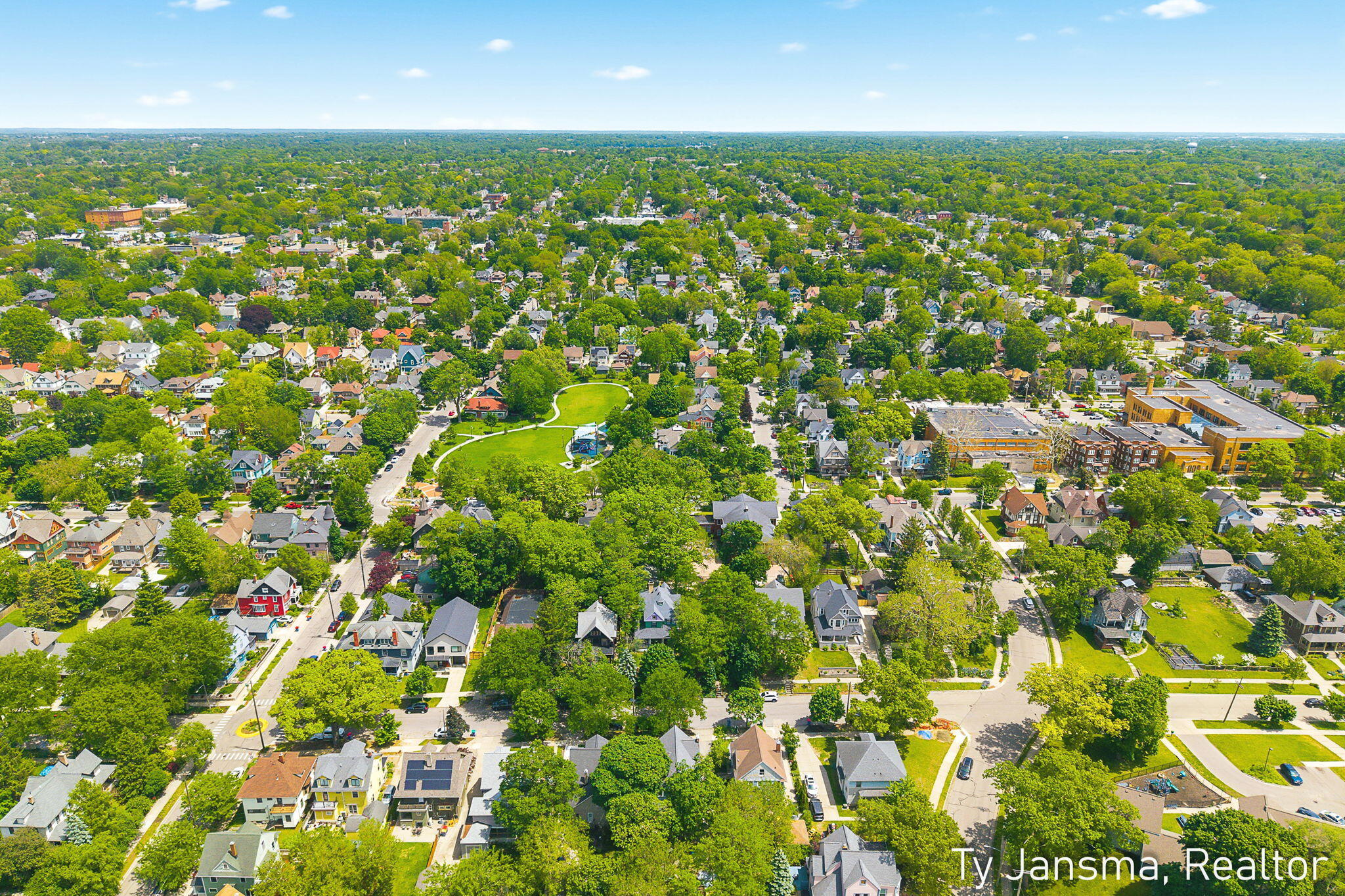 624-628 Prospect Avenue SE Grand Rapids MI 49503