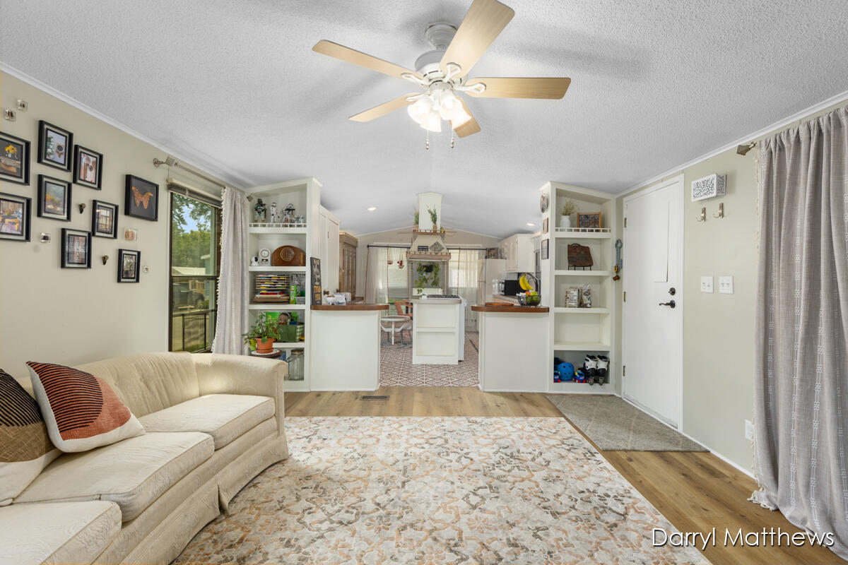 5772 Pinebrook Avenue SE Grand Rapids MI 49548