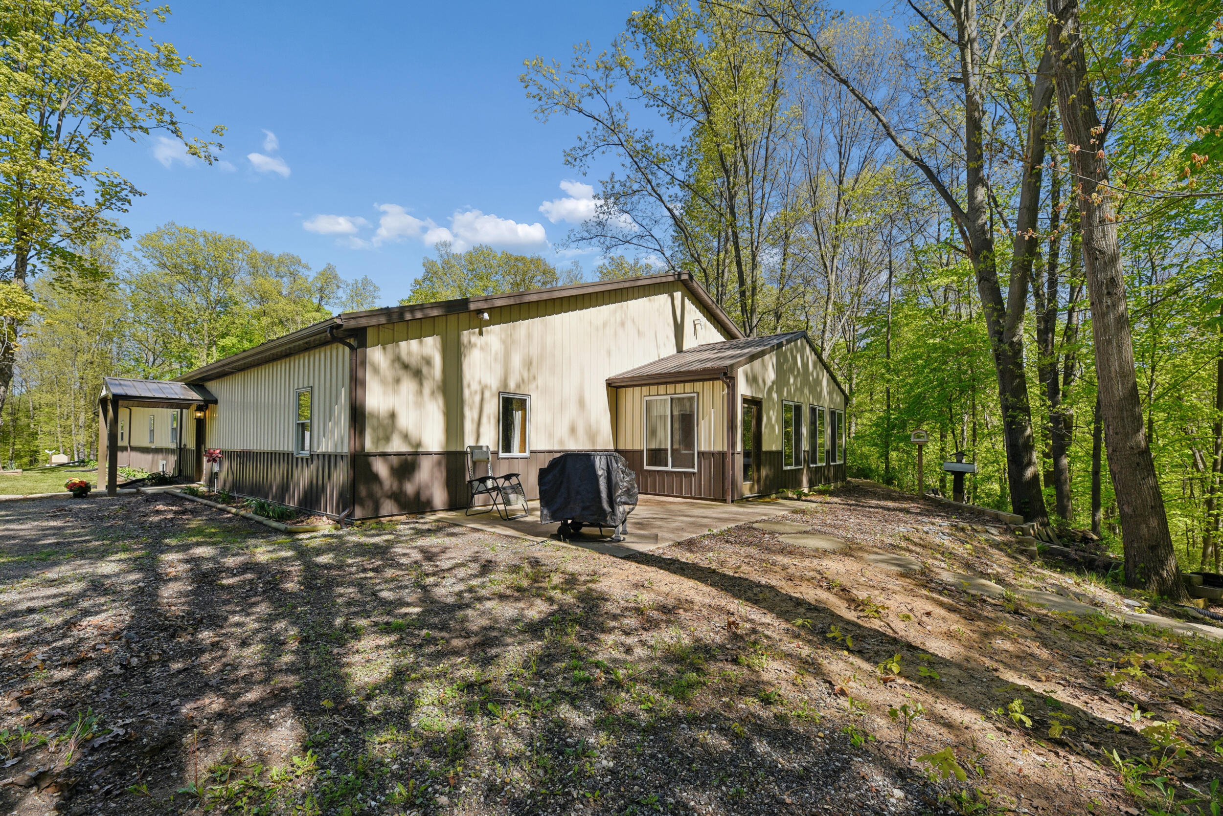 64778 Union Road Cassopolis MI 49031