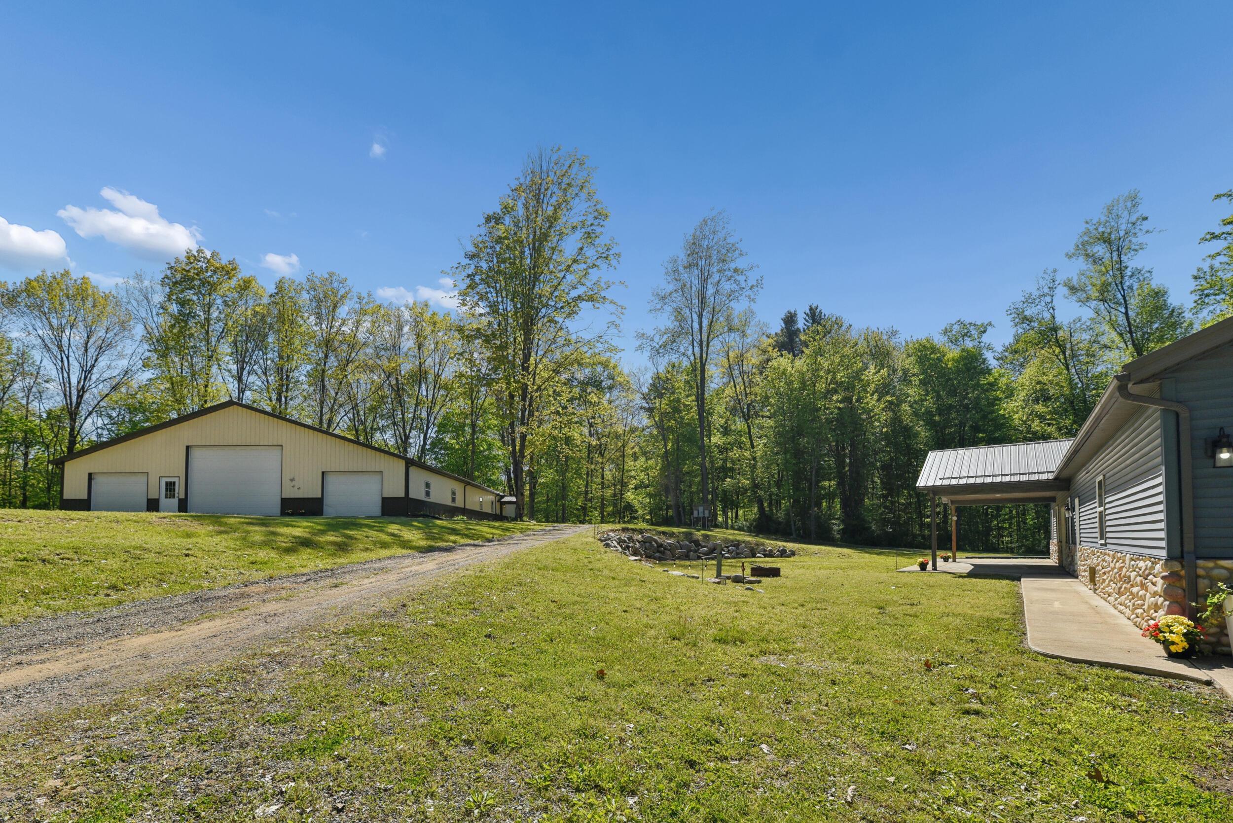 64778 Union Road Cassopolis MI 49031