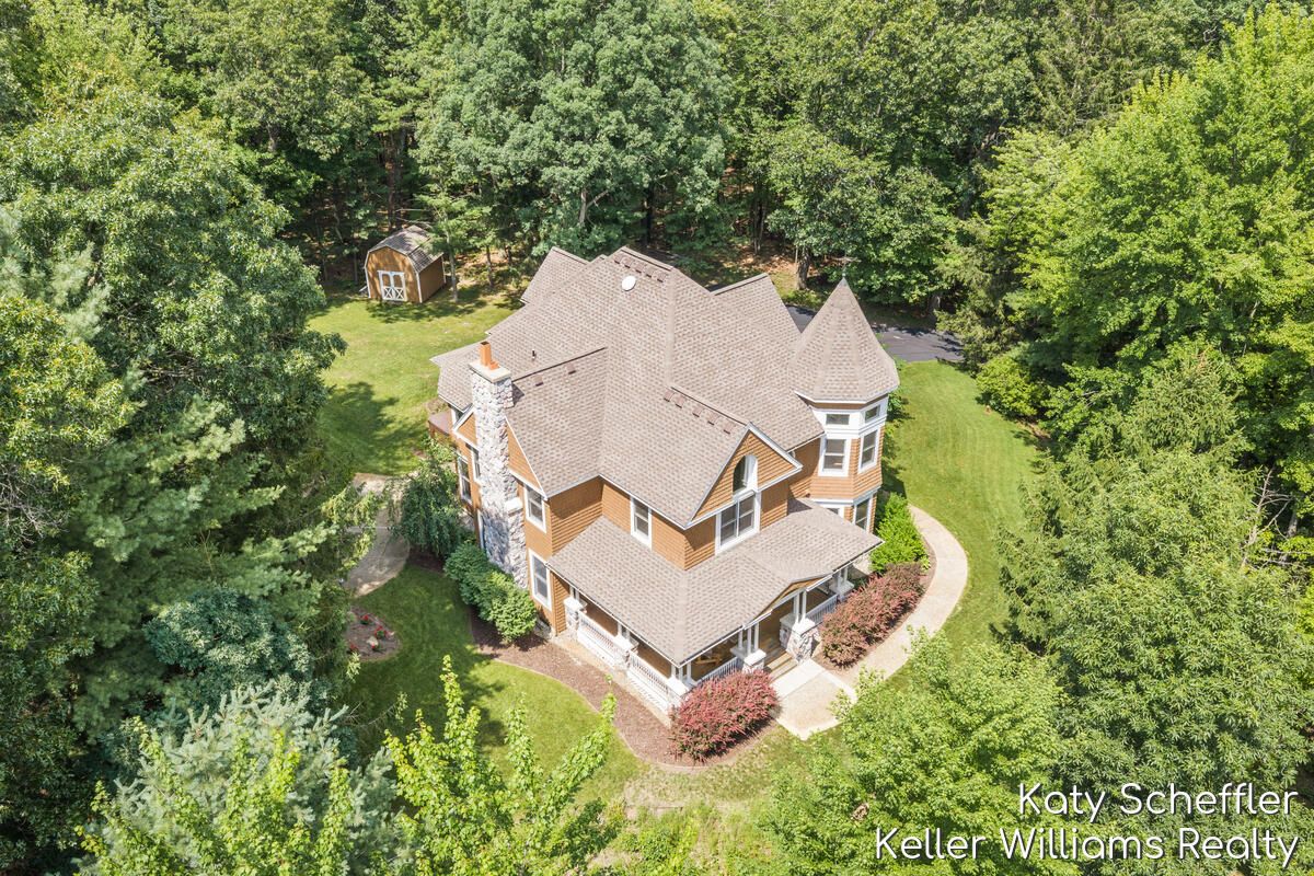 6157 Egypt Forest Road NE Rockford MI 49341