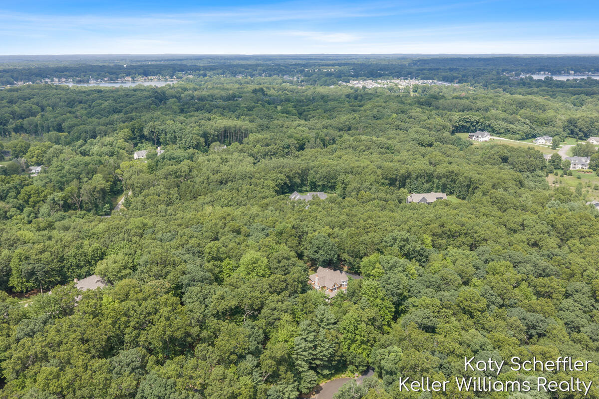 6157 Egypt Forest Road NE Rockford MI 49341