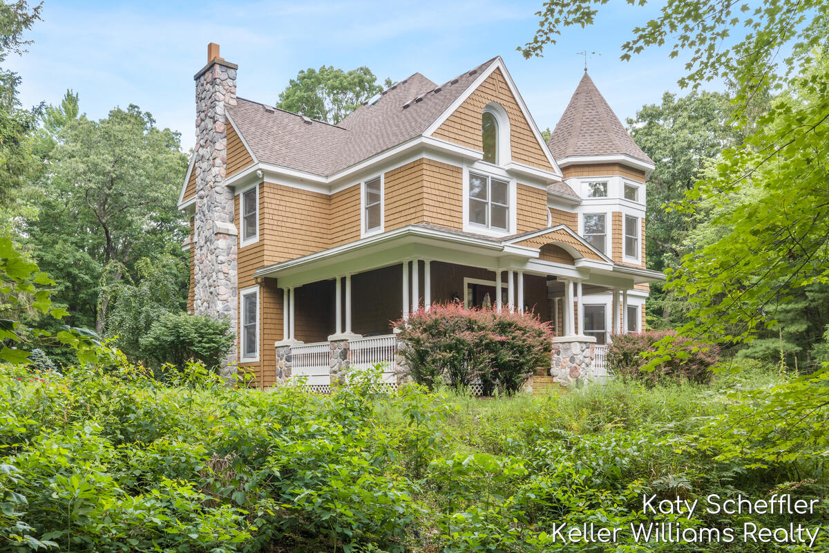 6157 Egypt Forest Road NE Rockford MI 49341
