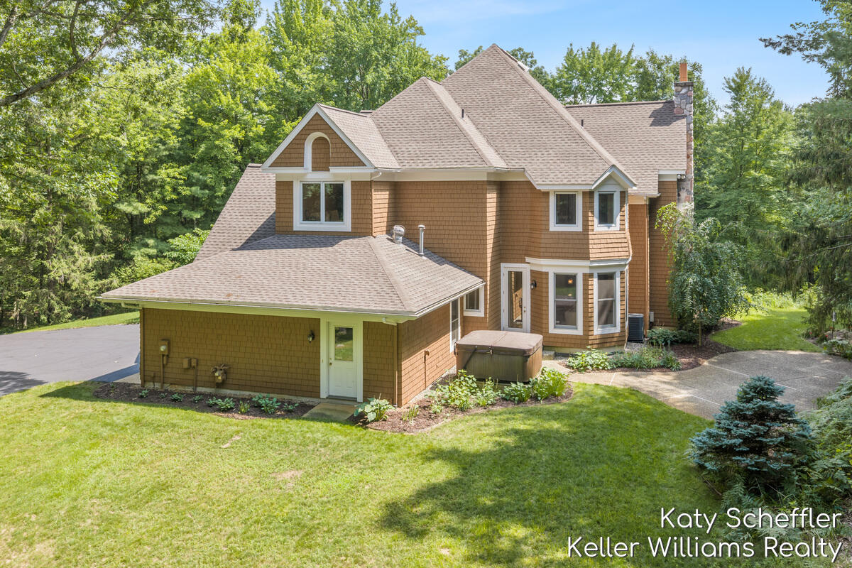 6157 Egypt Forest Road NE Rockford MI 49341