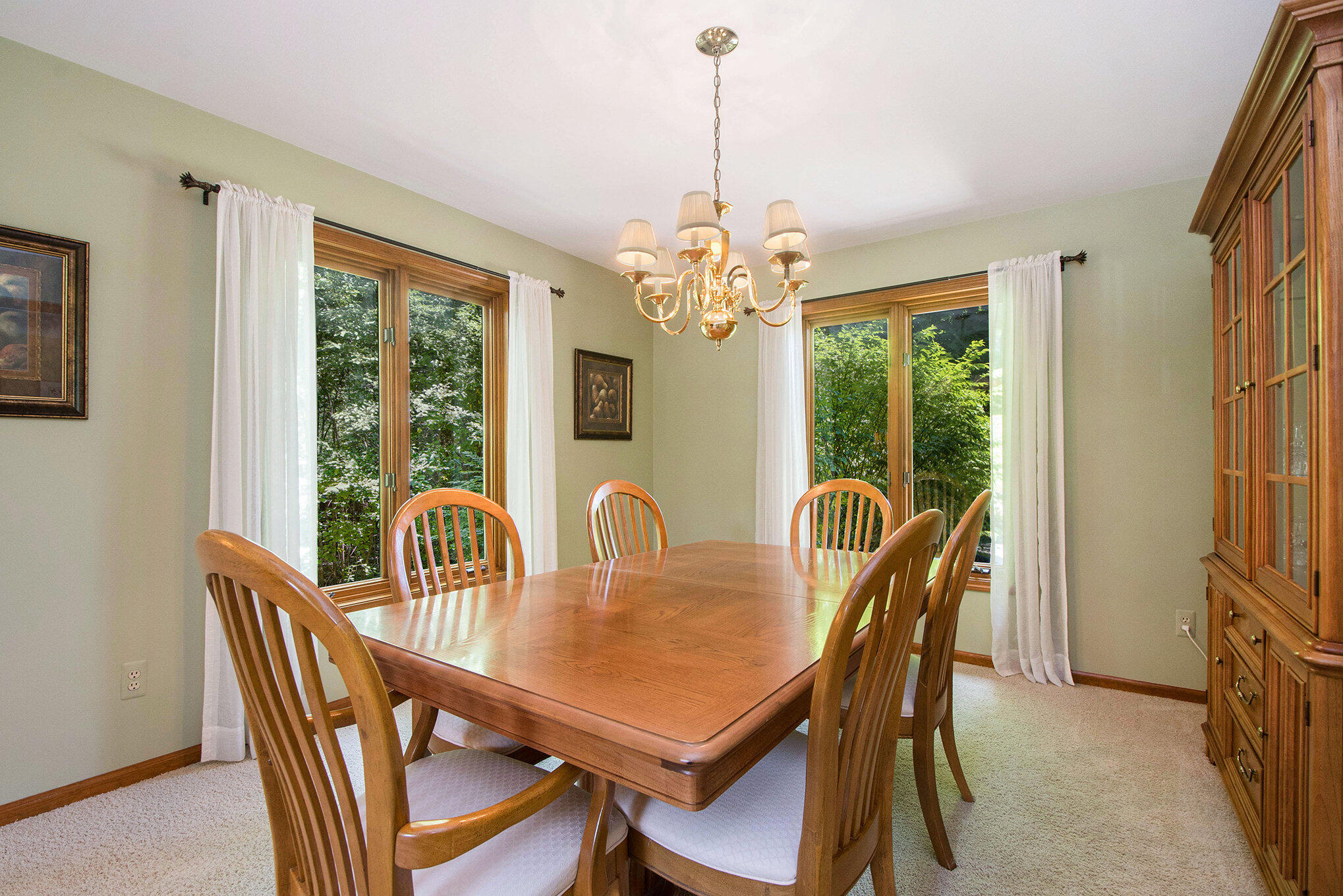 1410 Rothbury Drive NE Grand Rapids MI 49505