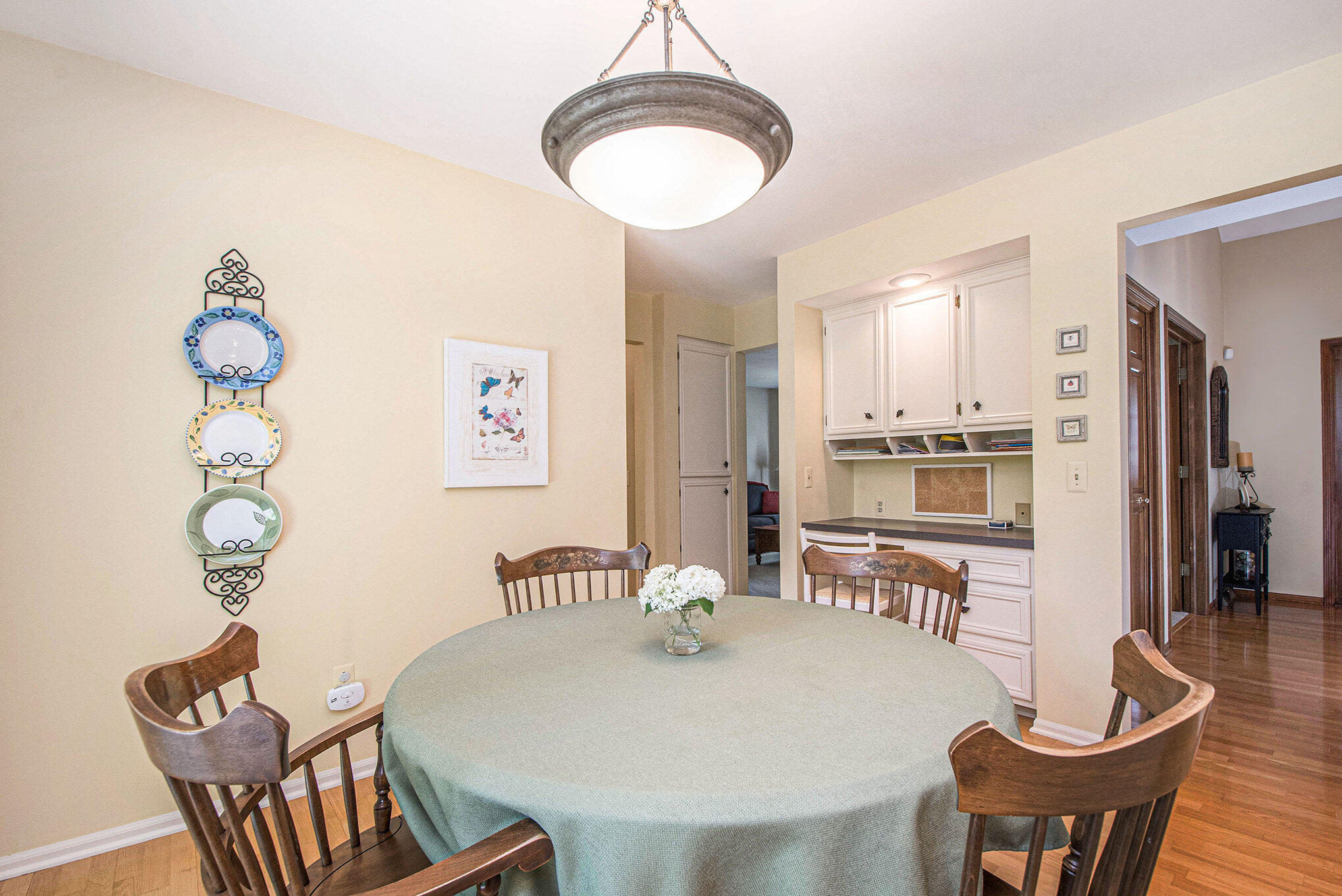 1410 Rothbury Drive NE Grand Rapids MI 49505