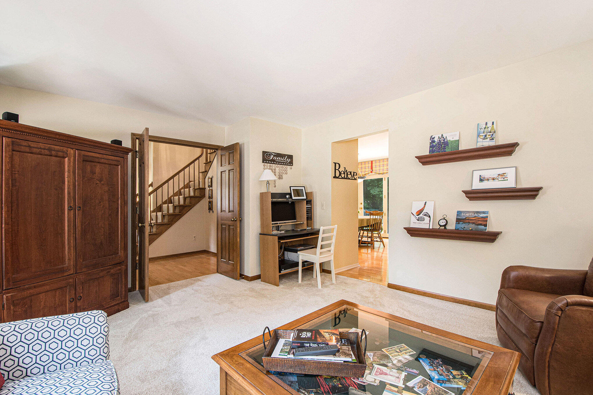 1410 Rothbury Drive NE Grand Rapids MI 49505