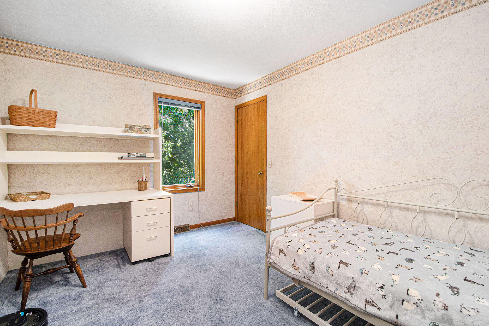 1410 Rothbury Drive NE Grand Rapids MI 49505