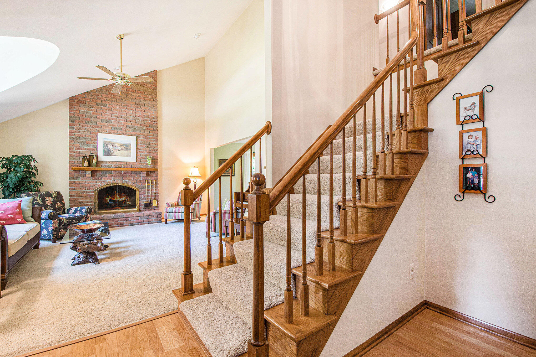 1410 Rothbury Drive NE Grand Rapids MI 49505