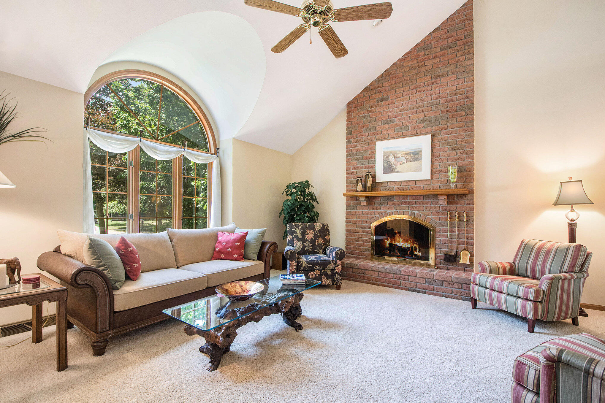 1410 Rothbury Drive NE Grand Rapids MI 49505