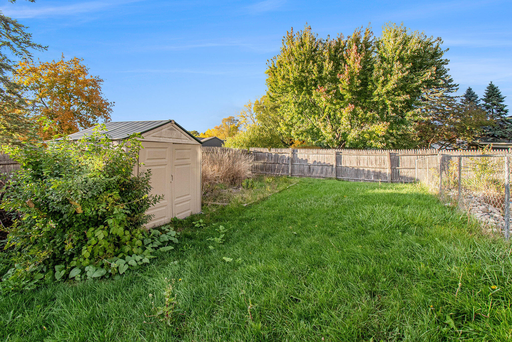 3041 Juneberry Avenue SE Grand Rapids MI 49508