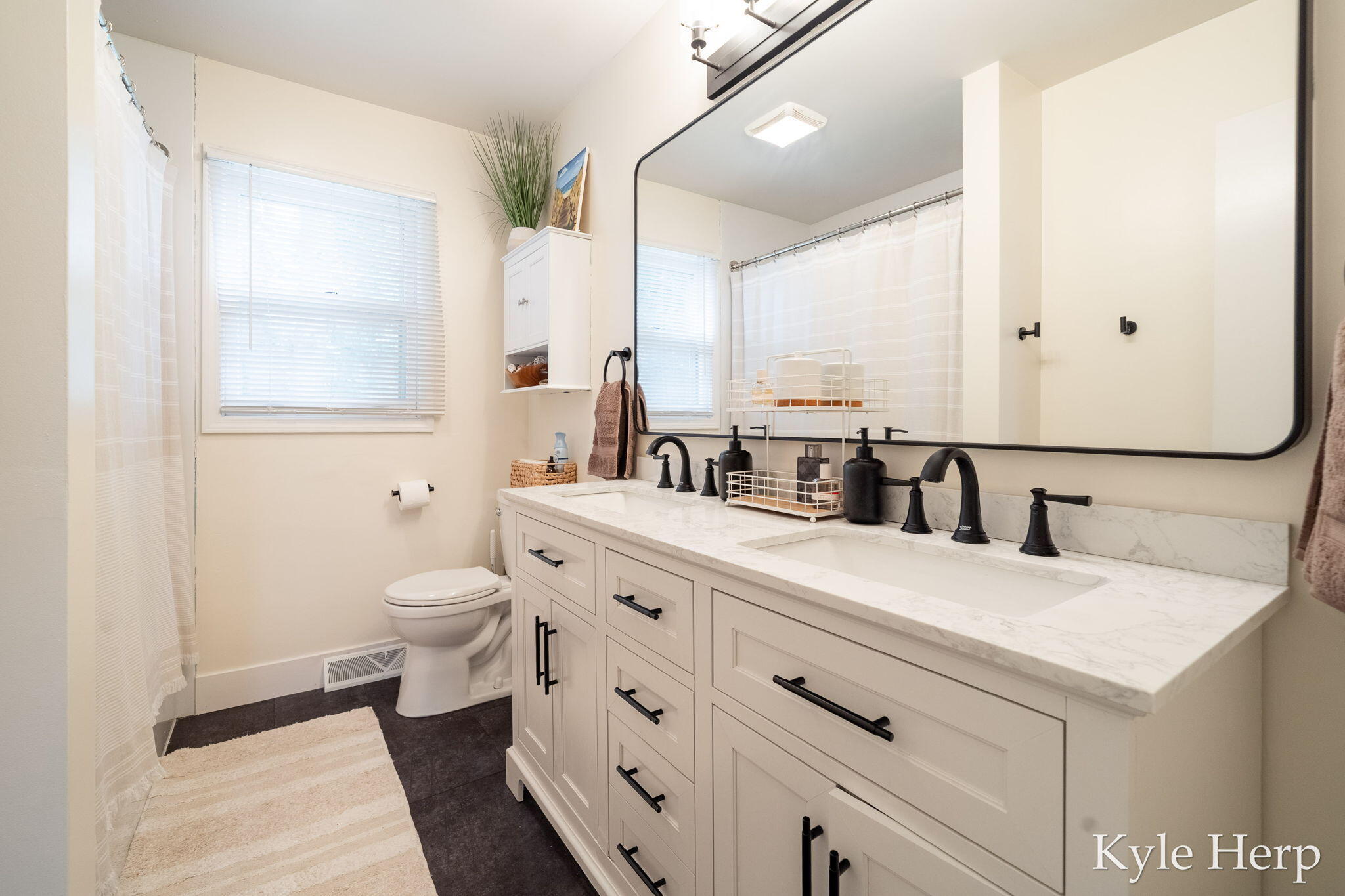 1038 Ferris Street NW Grand Rapids MI 49544