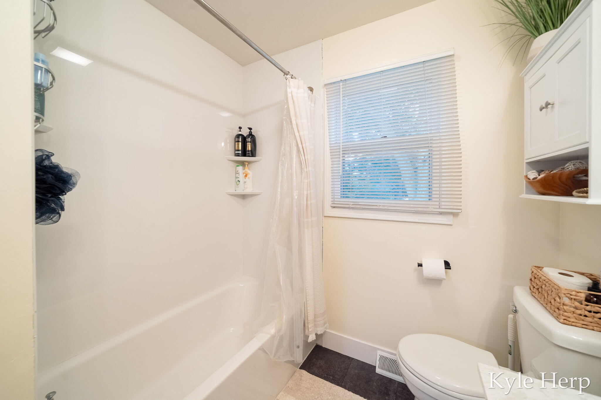 1038 Ferris Street NW Grand Rapids MI 49544