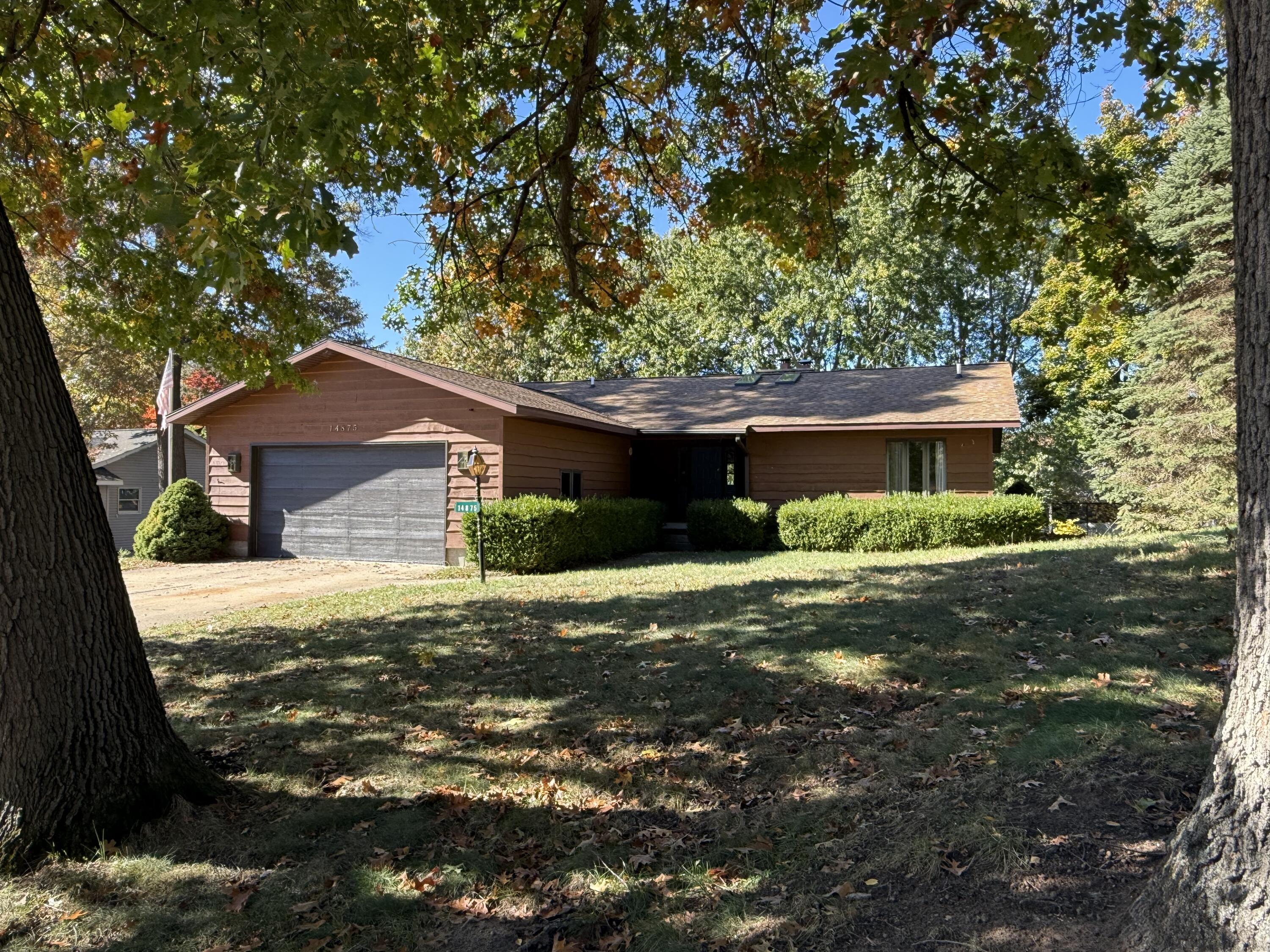14875 152nd Avenue Grand Haven MI 49417