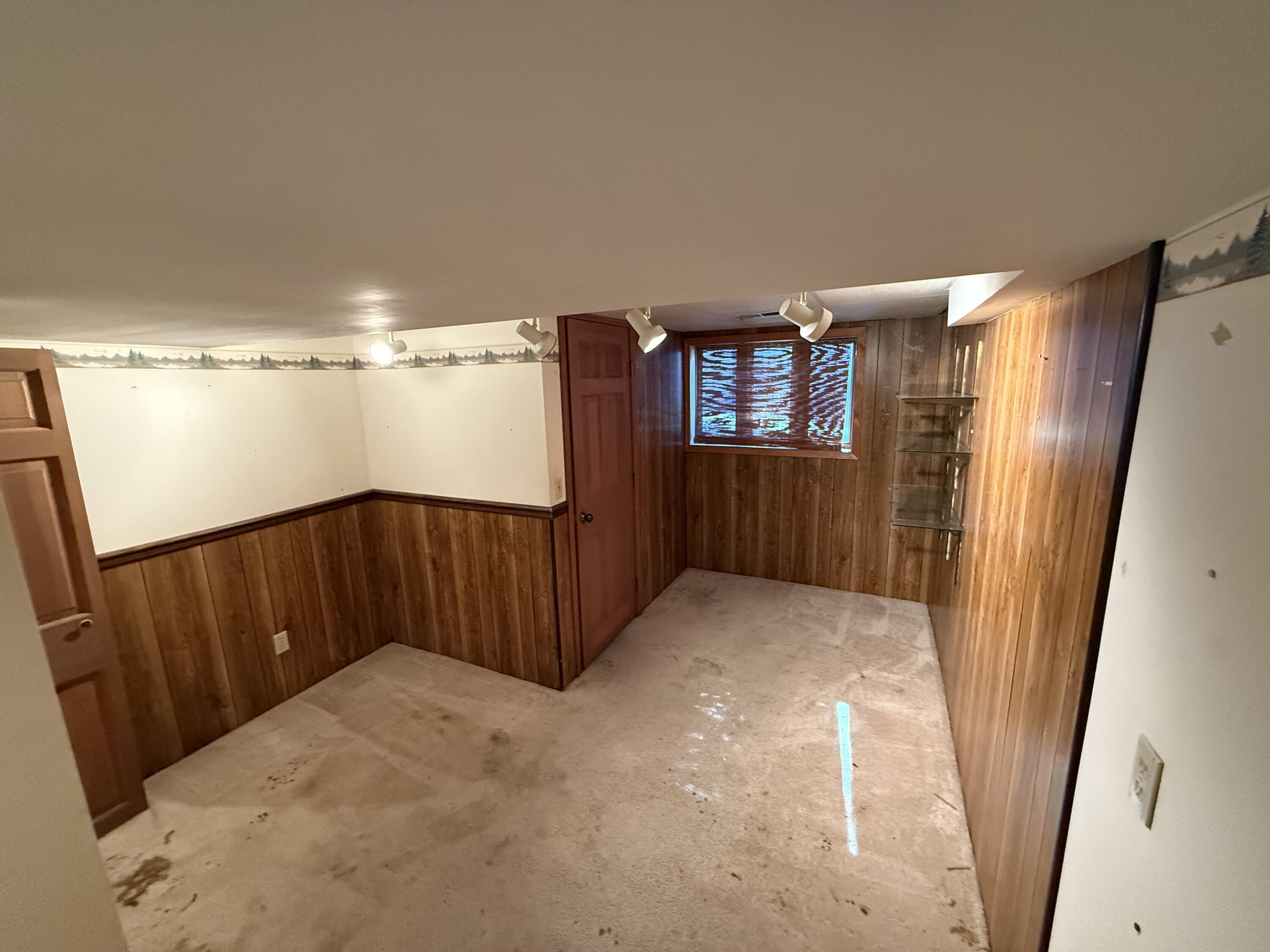 14875 152nd Avenue Grand Haven MI 49417