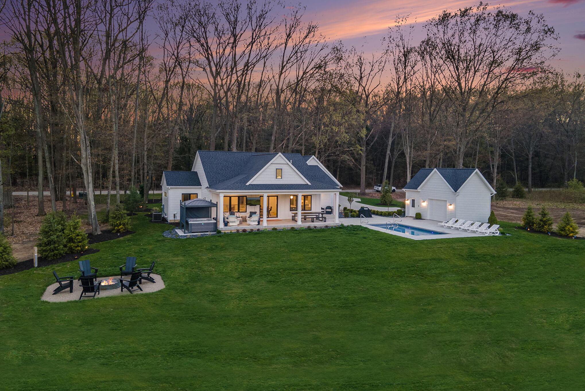 Saugatuck MI, 3527 66th Street