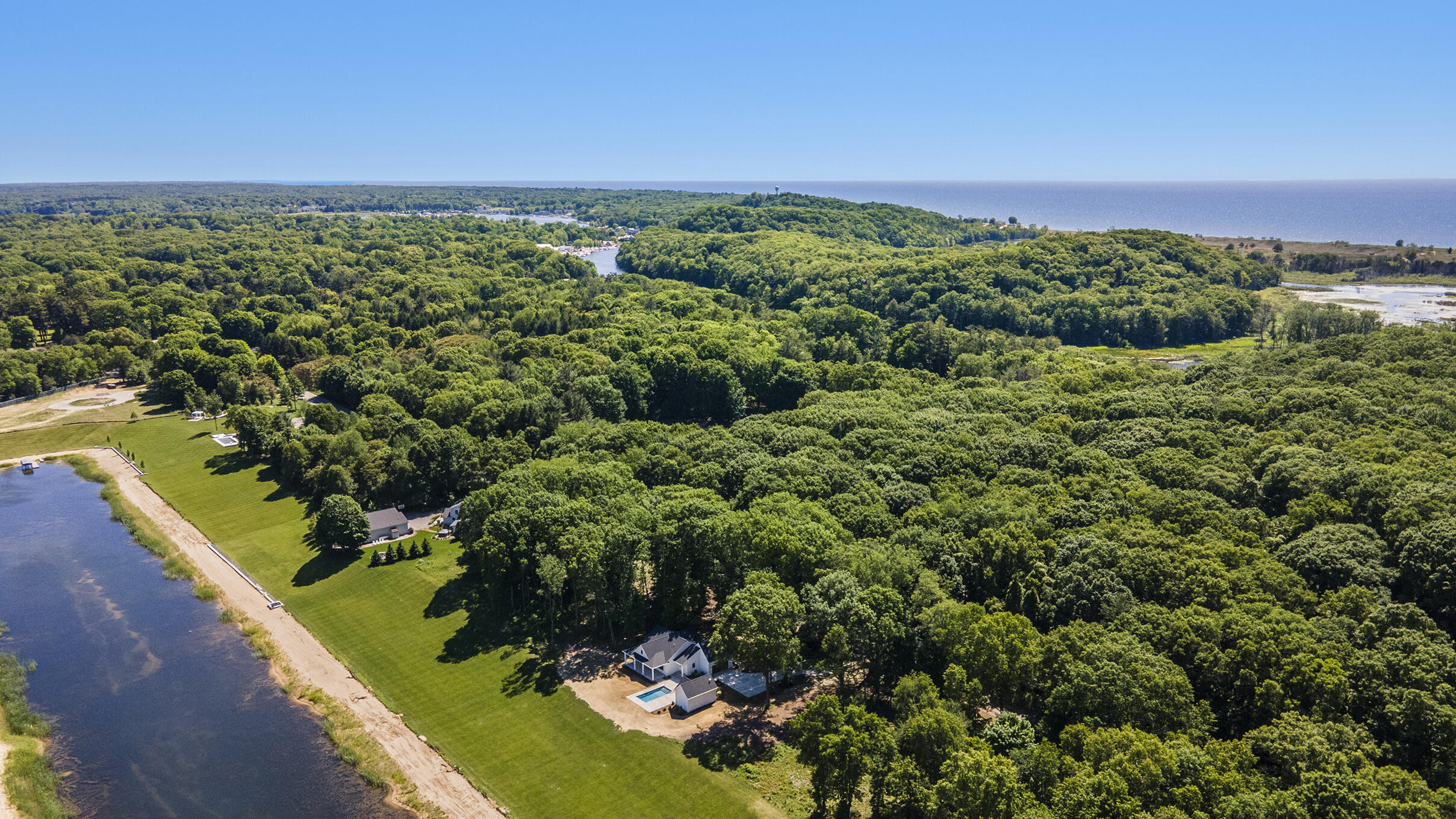 3527 66th Street Saugatuck MI 49453