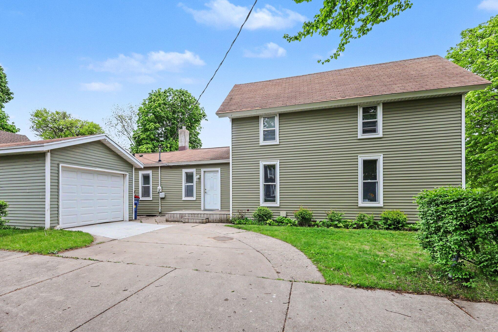 831 NW Second Street NW Grand Rapids MI 49504