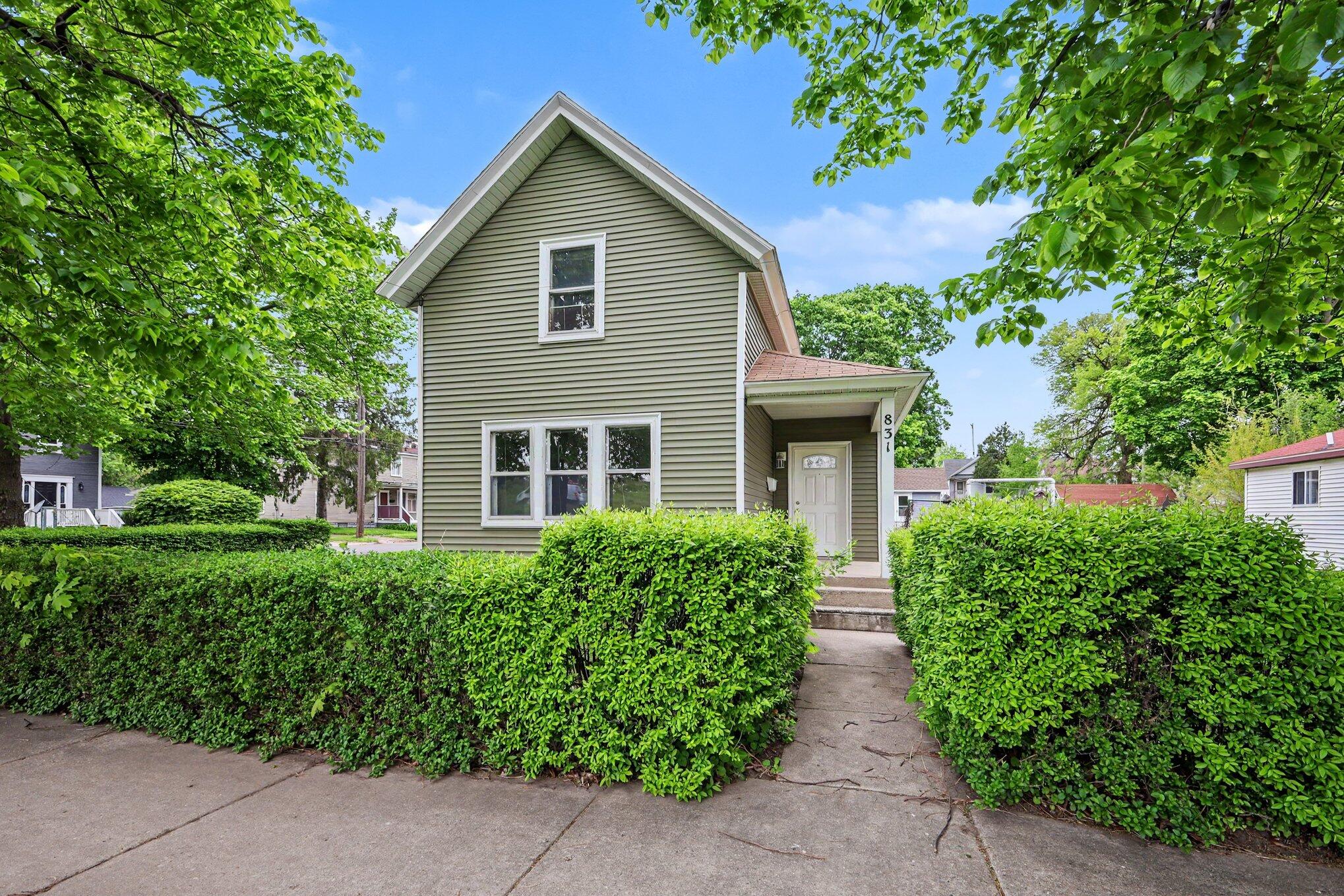831 NW Second Street NW Grand Rapids MI 49504