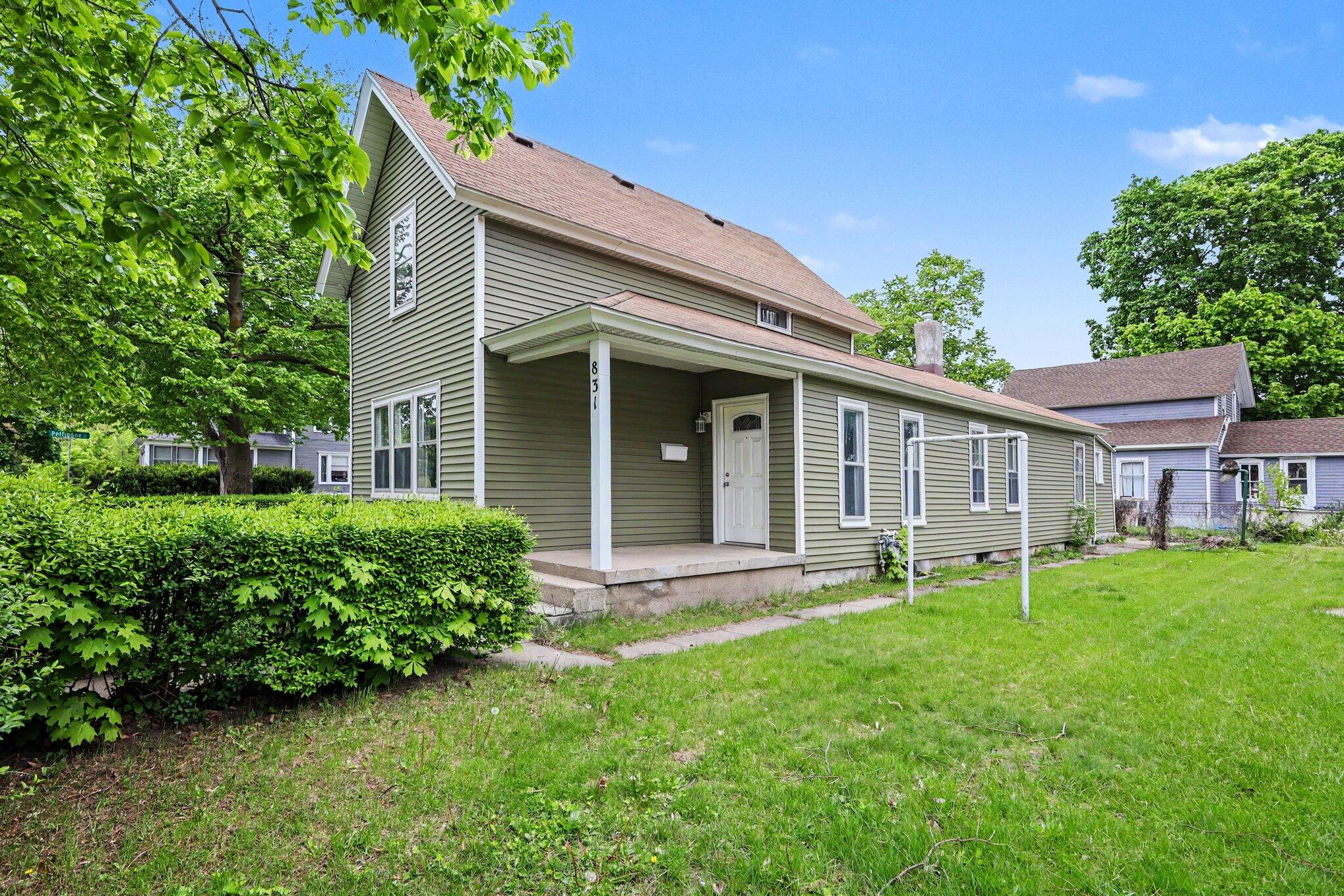 831 NW Second Street NW Grand Rapids MI 49504