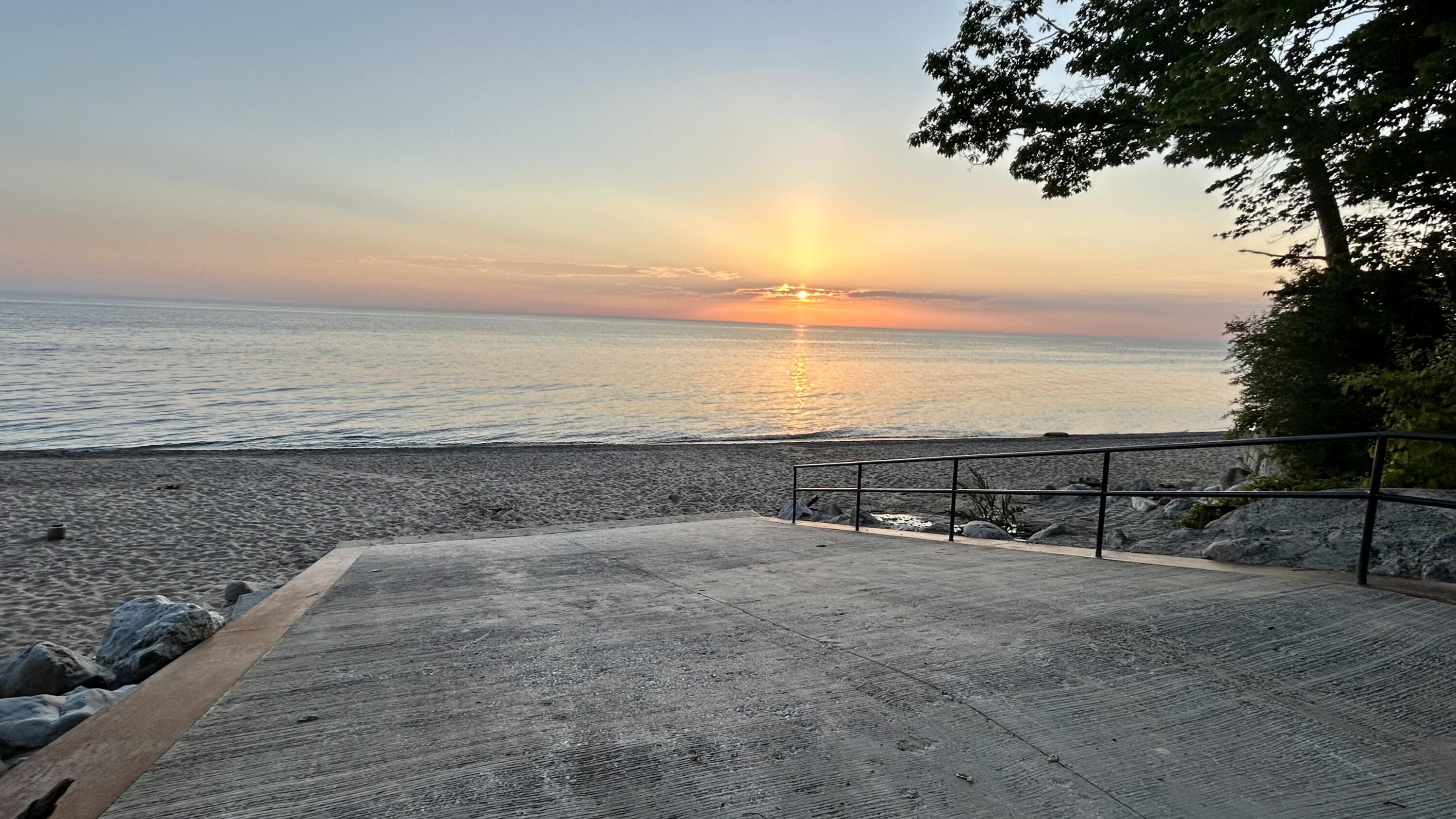 1196 Cherry Drive South Haven MI 49090
