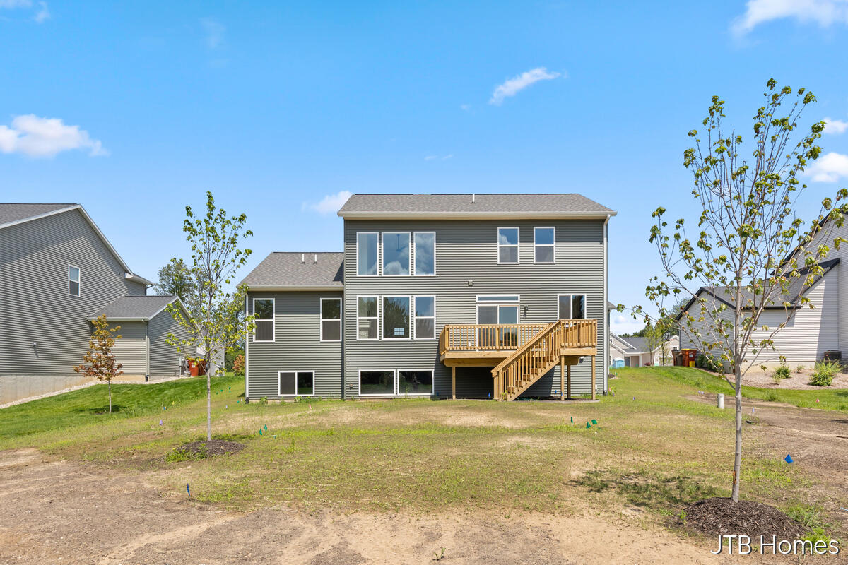 7870 Woodhurst Drive NE Rockford MI 49341
