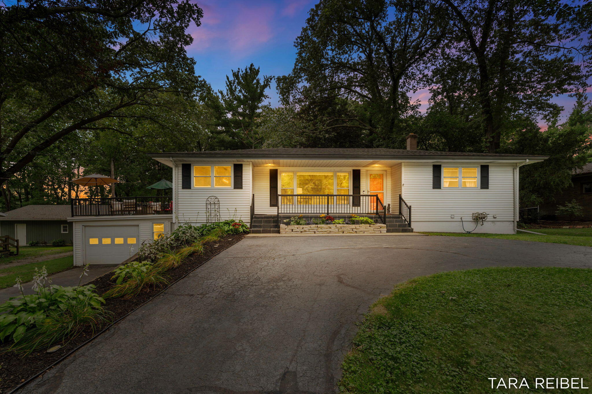 2750 Wildwood Lane Stevensville MI 49127