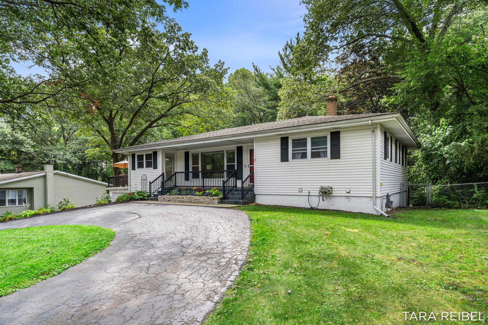 2750 Wildwood Lane Stevensville MI 49127
