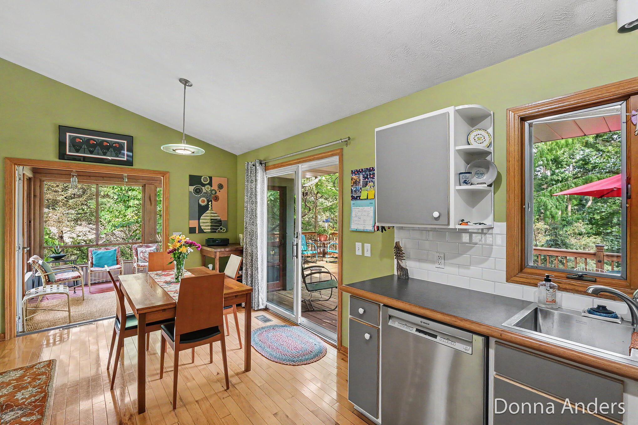 4872 Oakway Court NE Grand Rapids MI 49525