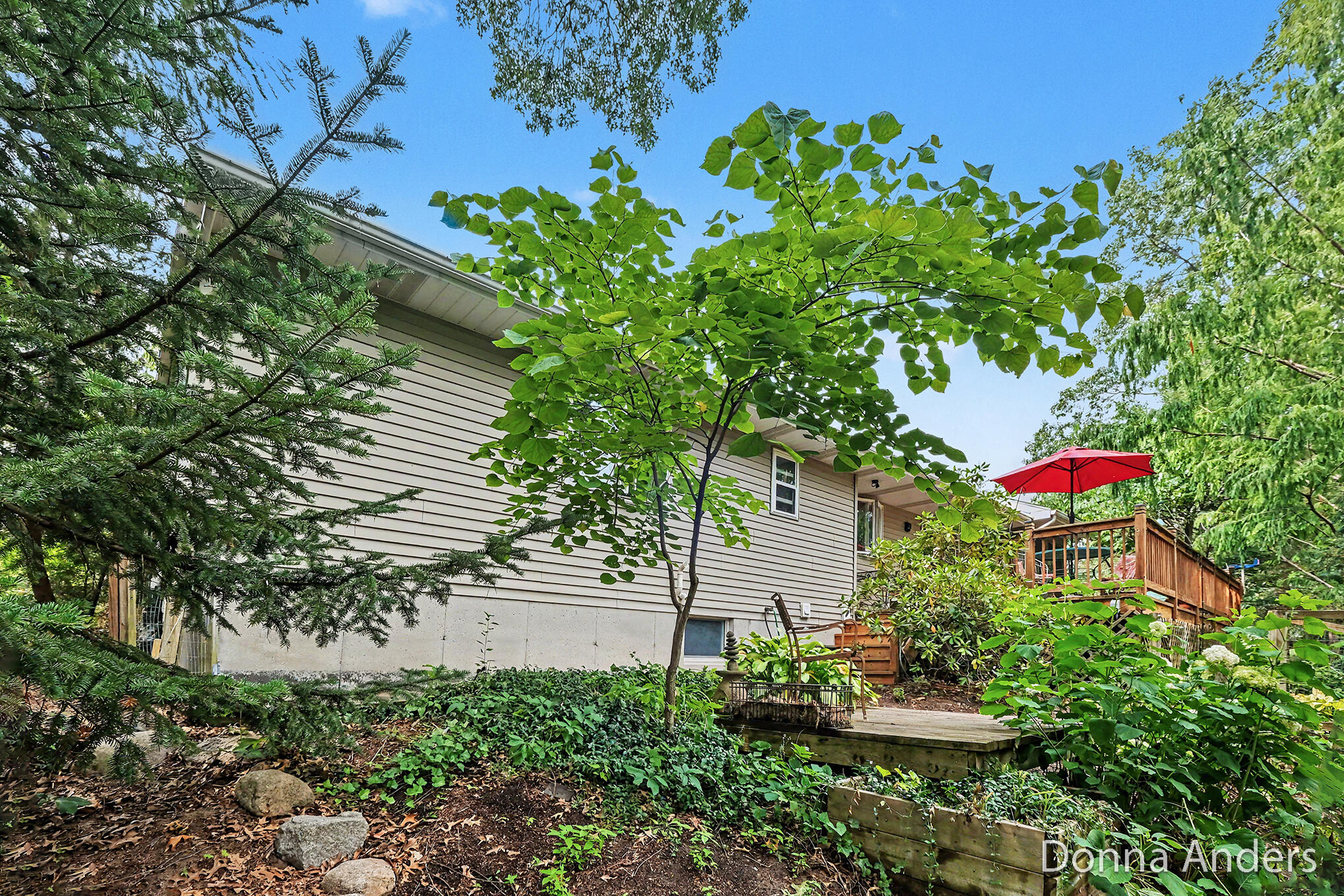 4872 Oakway Court NE Grand Rapids MI 49525