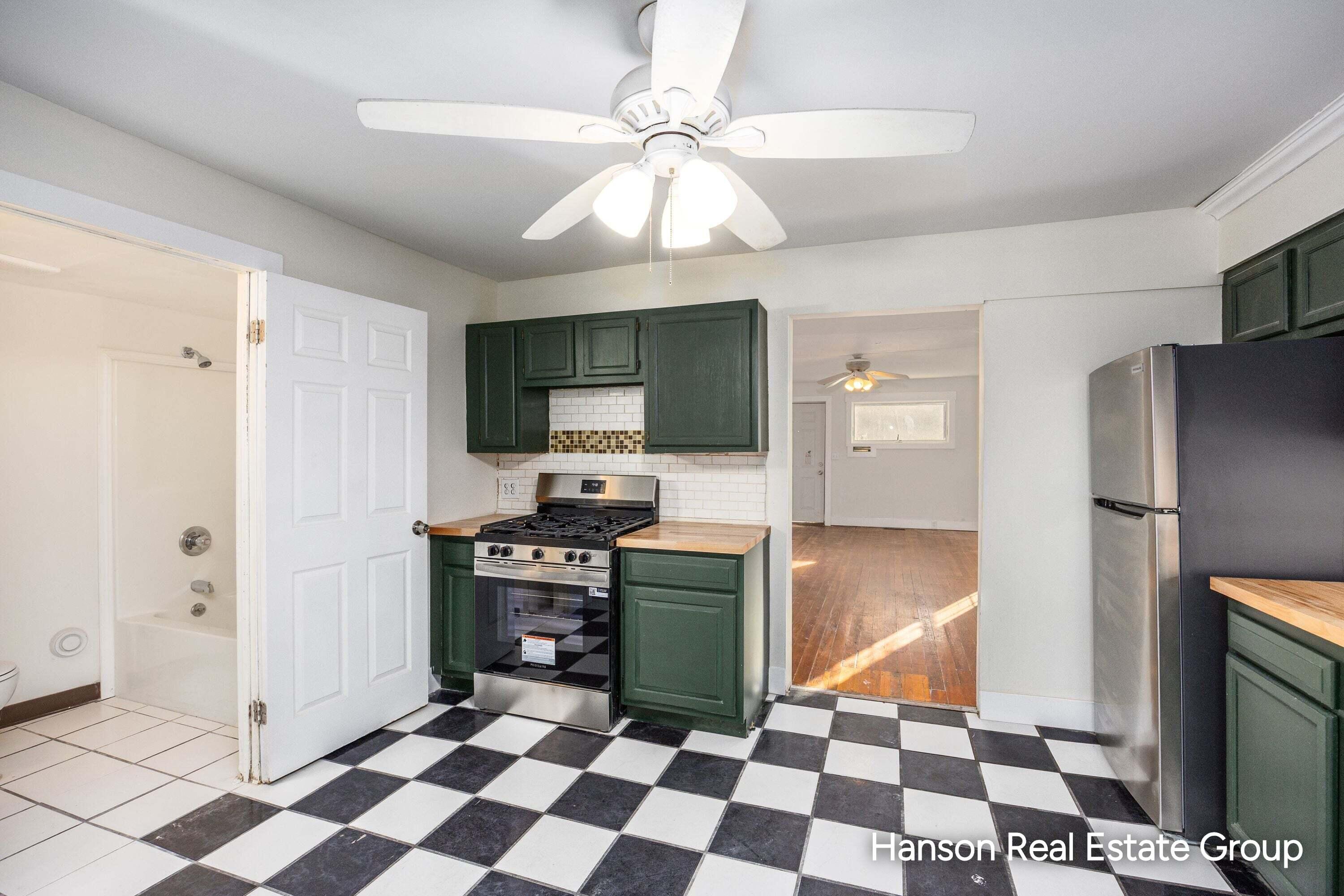 1413 Kingsley Street Muskegon MI 49442